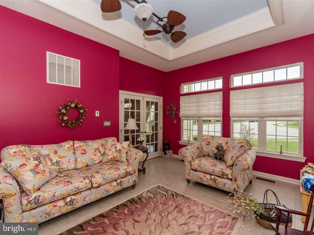 SOUTH POINTE - Residential