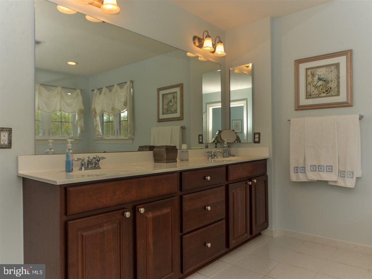 SOUTH POINTE - Residential