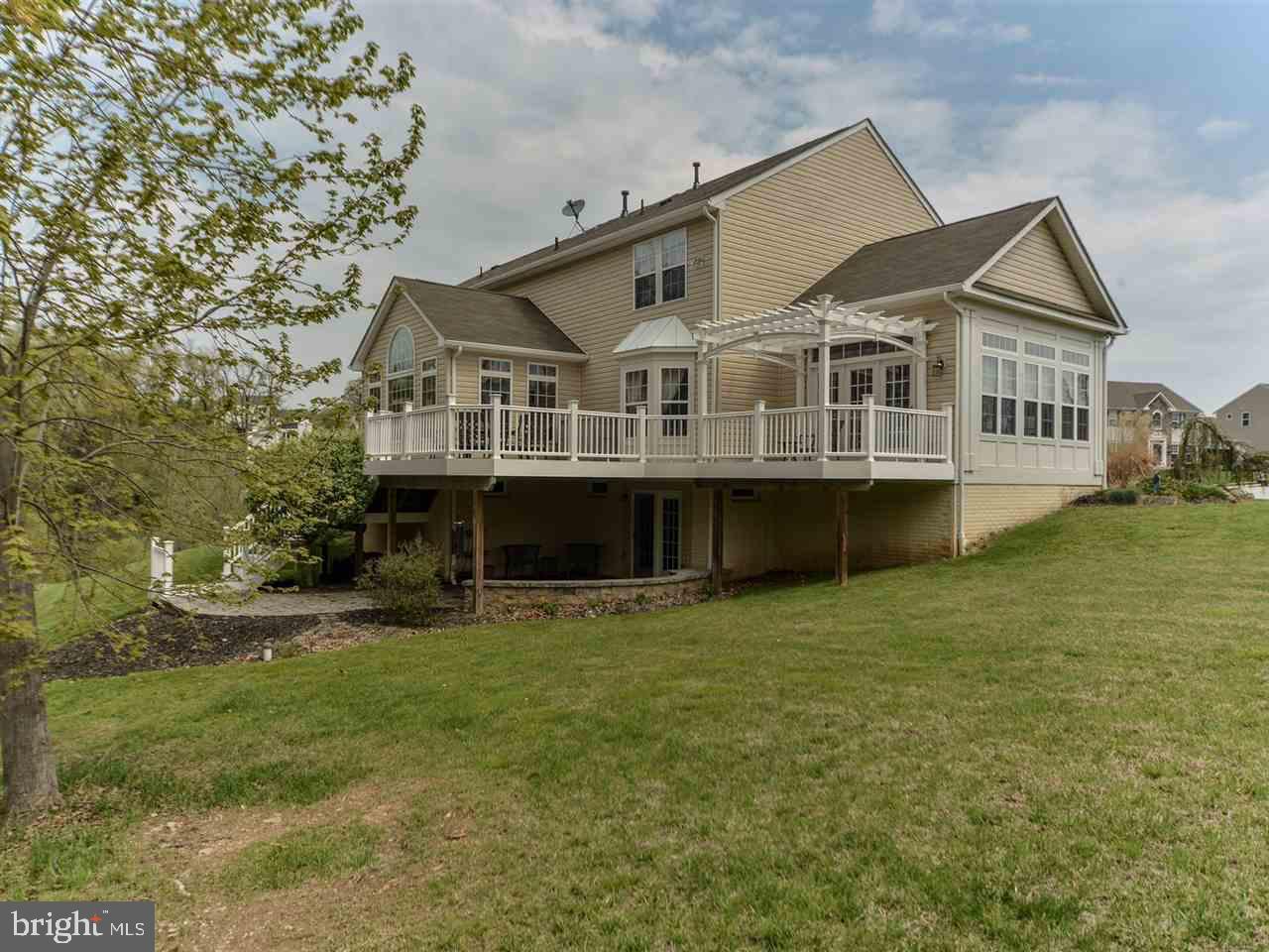 SOUTH POINTE - Residential