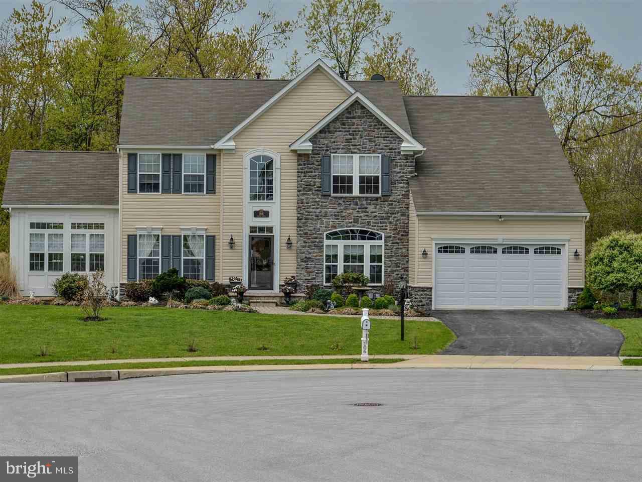 SOUTH POINTE - Residential