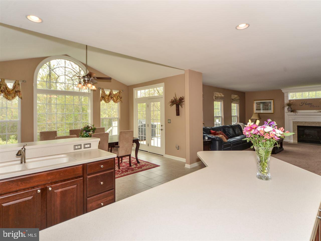 SOUTH POINTE - Residential