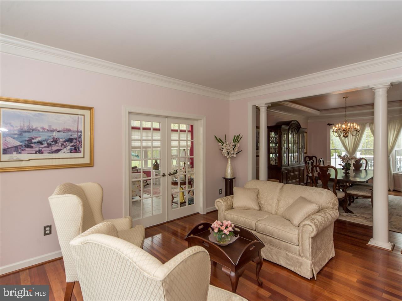 SOUTH POINTE - Residential