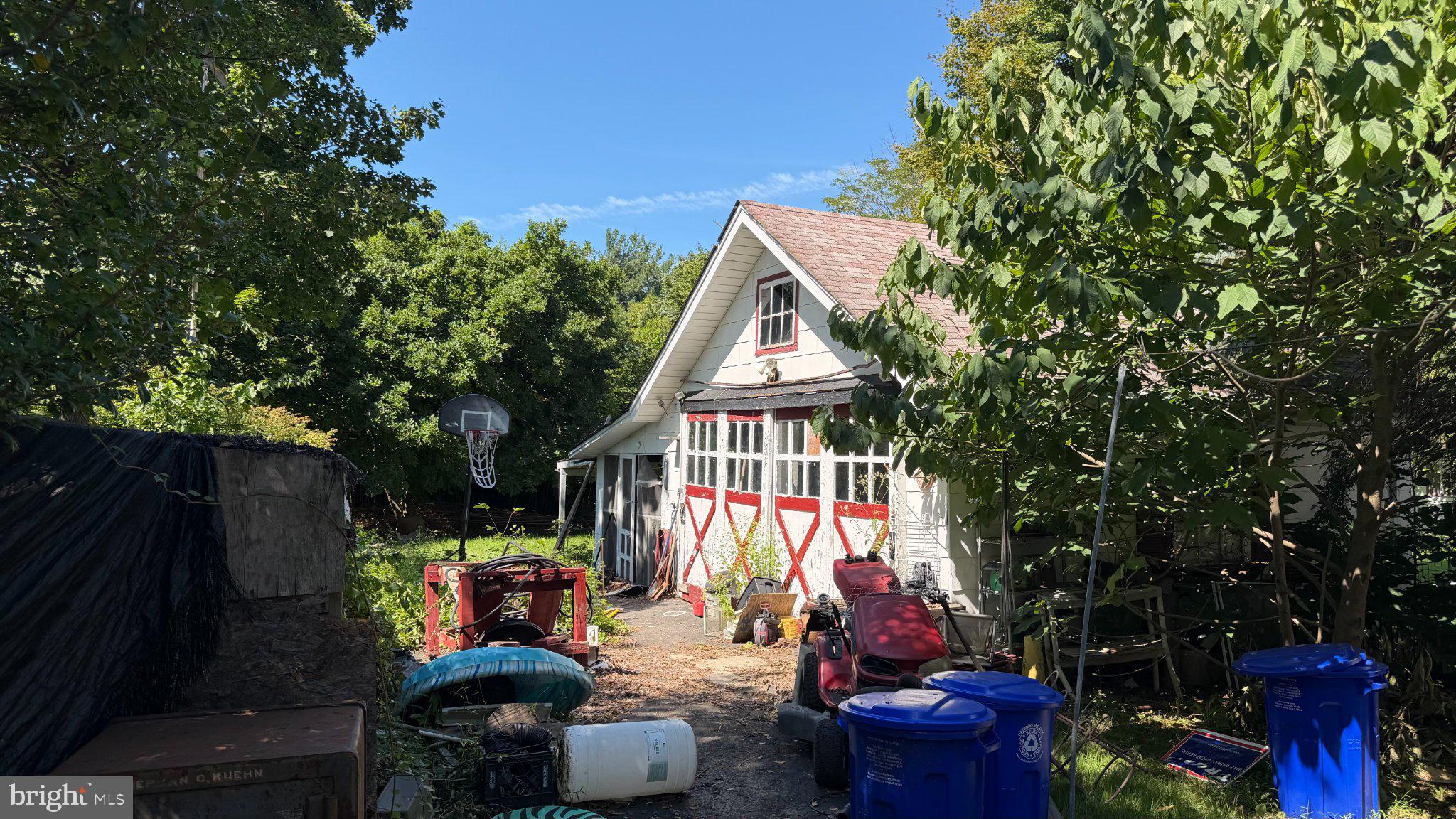 117 MANOR ROAD