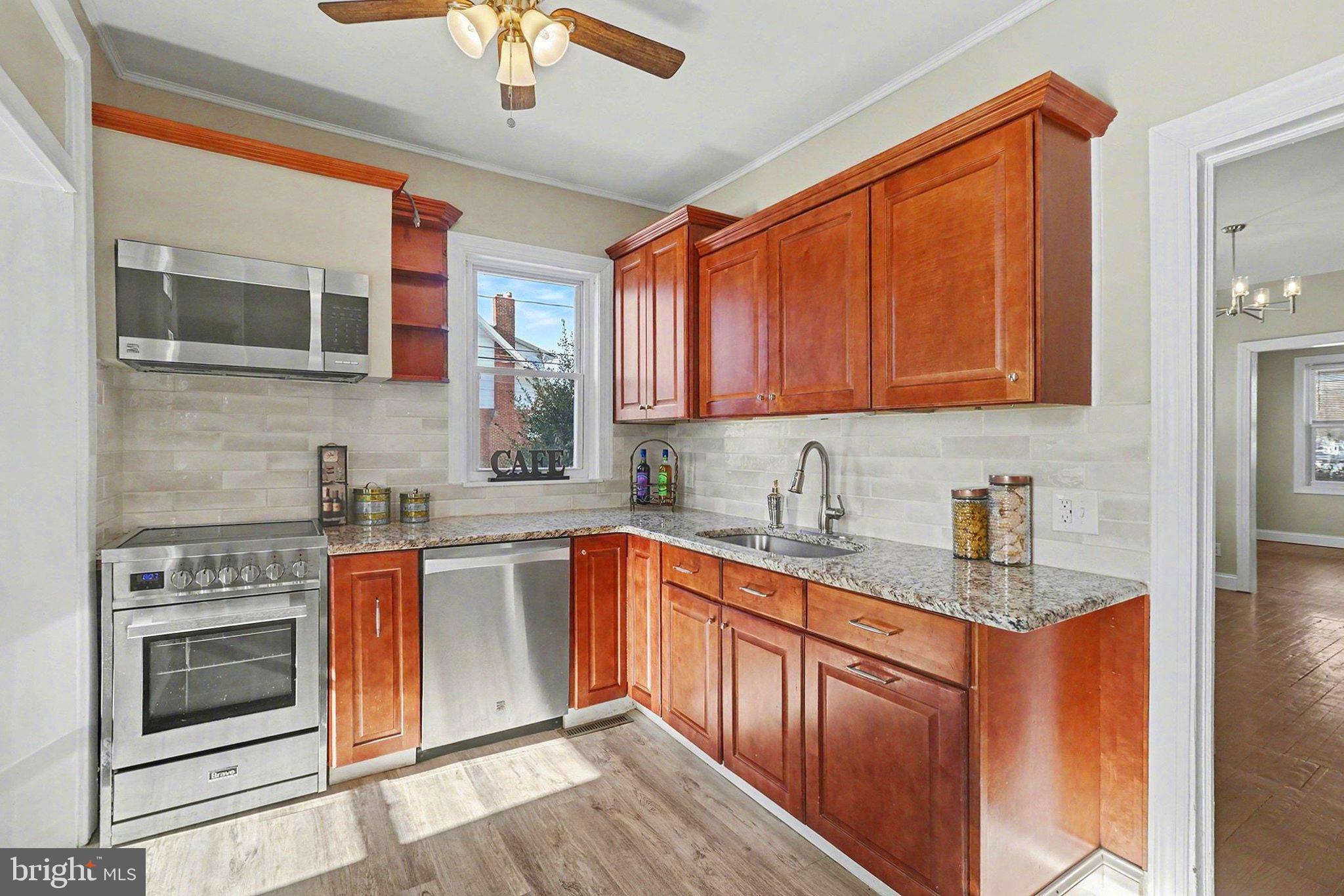 LOWER WALTON - Residential