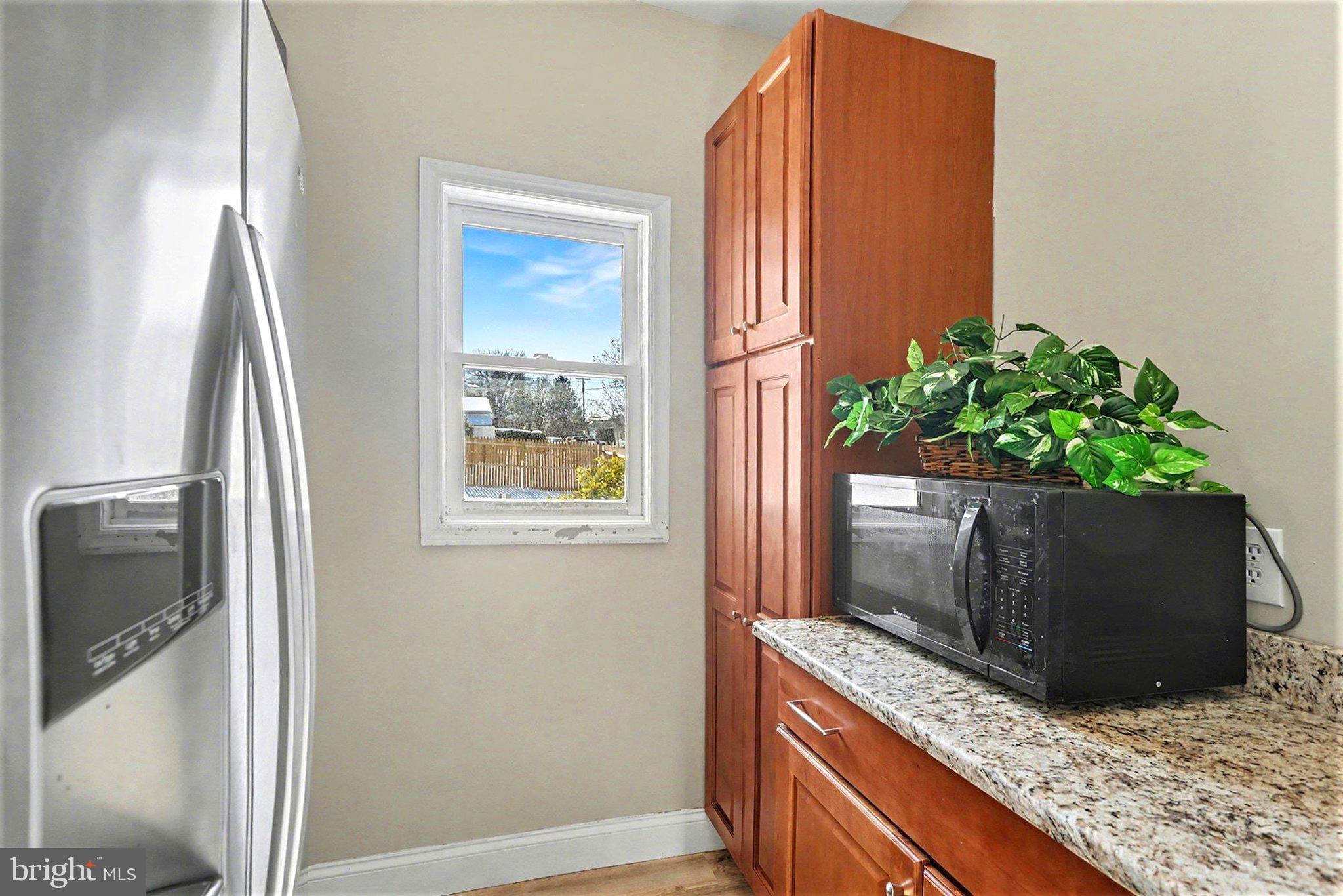 LOWER WALTON - Residential