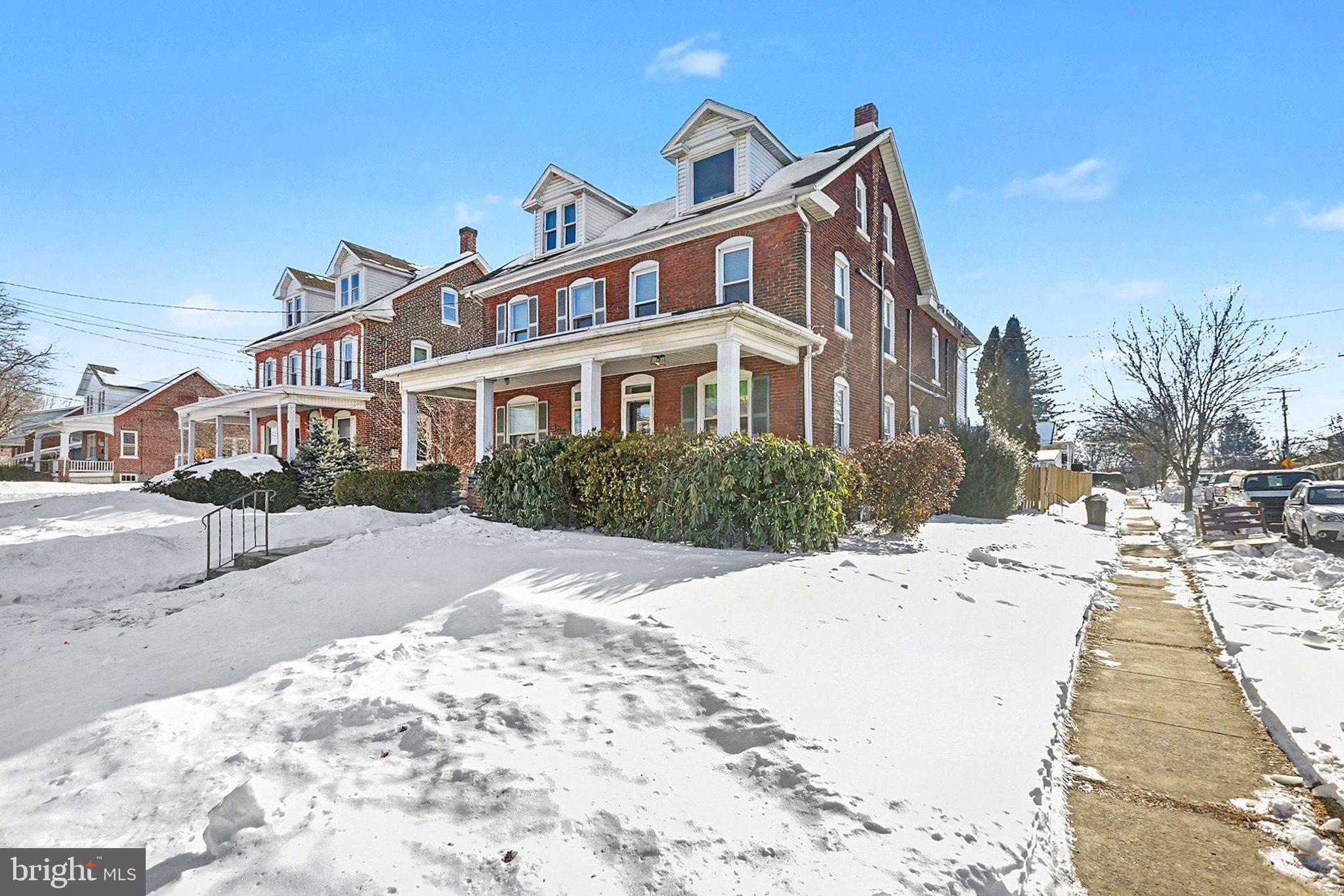 LOWER WALTON - Residential