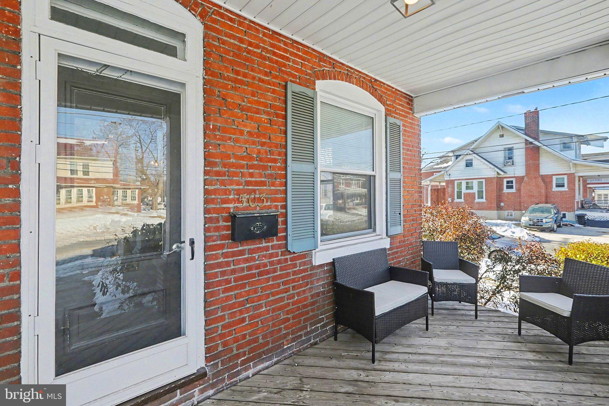 LOWER WALTON - Residential