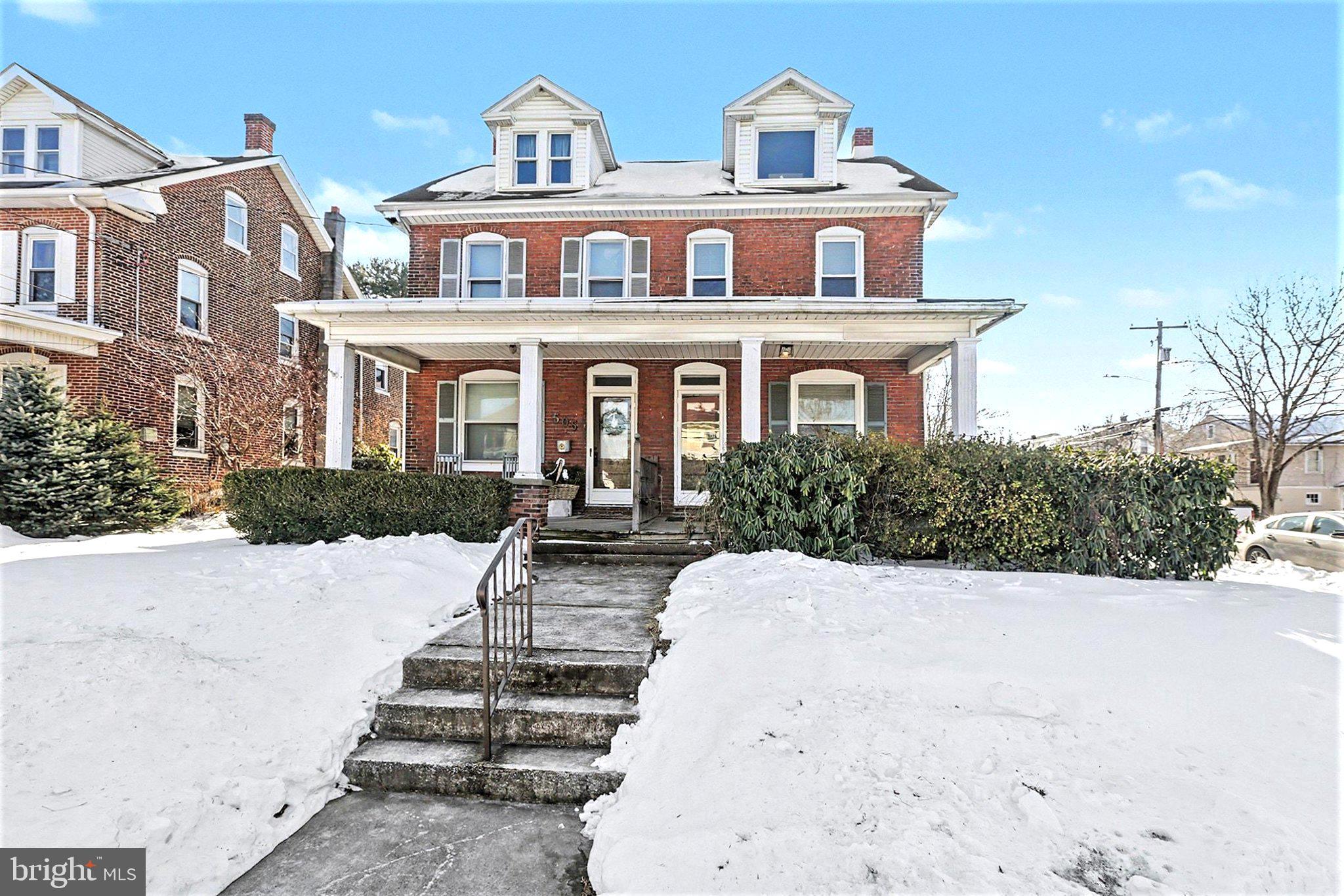 LOWER WALTON - Residential