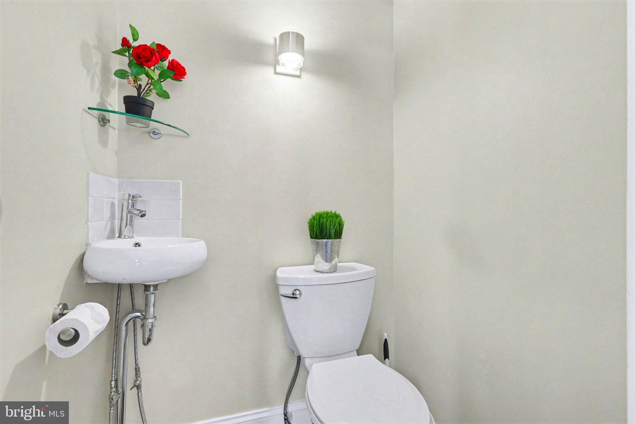 LOWER WALTON - Residential