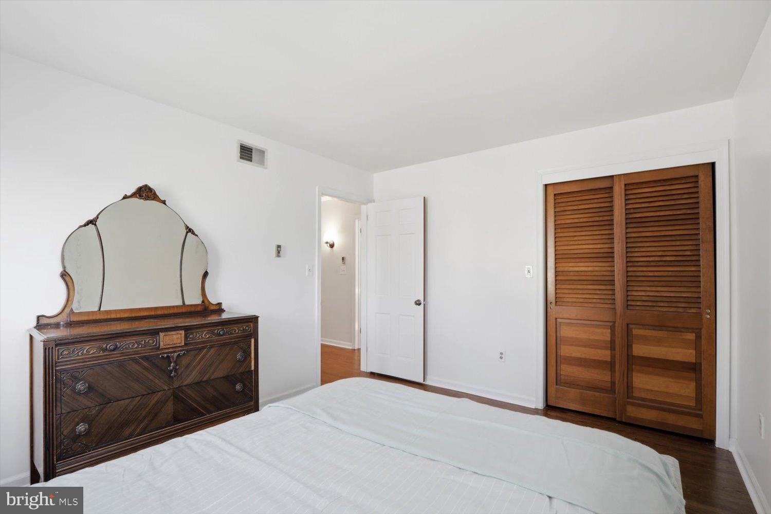 WARWICK - Residential