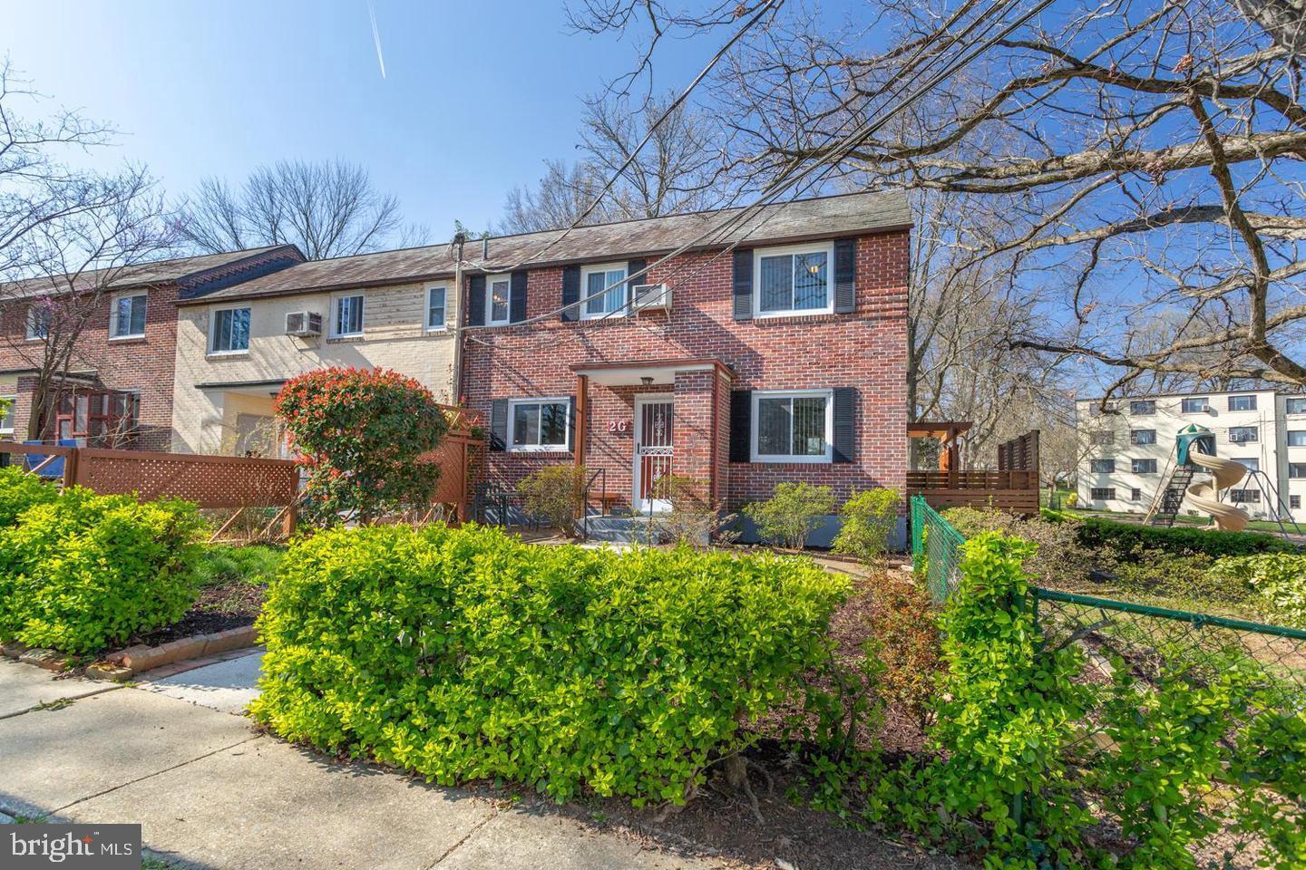 2 GARDENWAY G