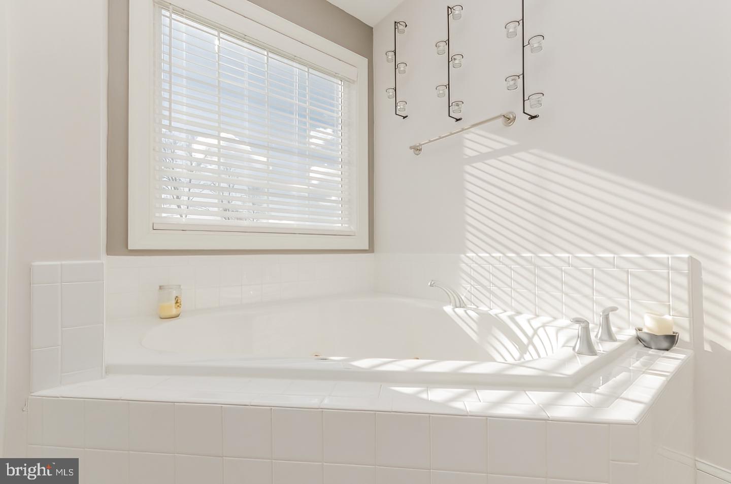 CANTER ESTATES - Residential