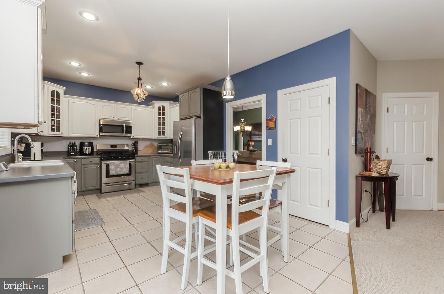 CANTER ESTATES - Residential