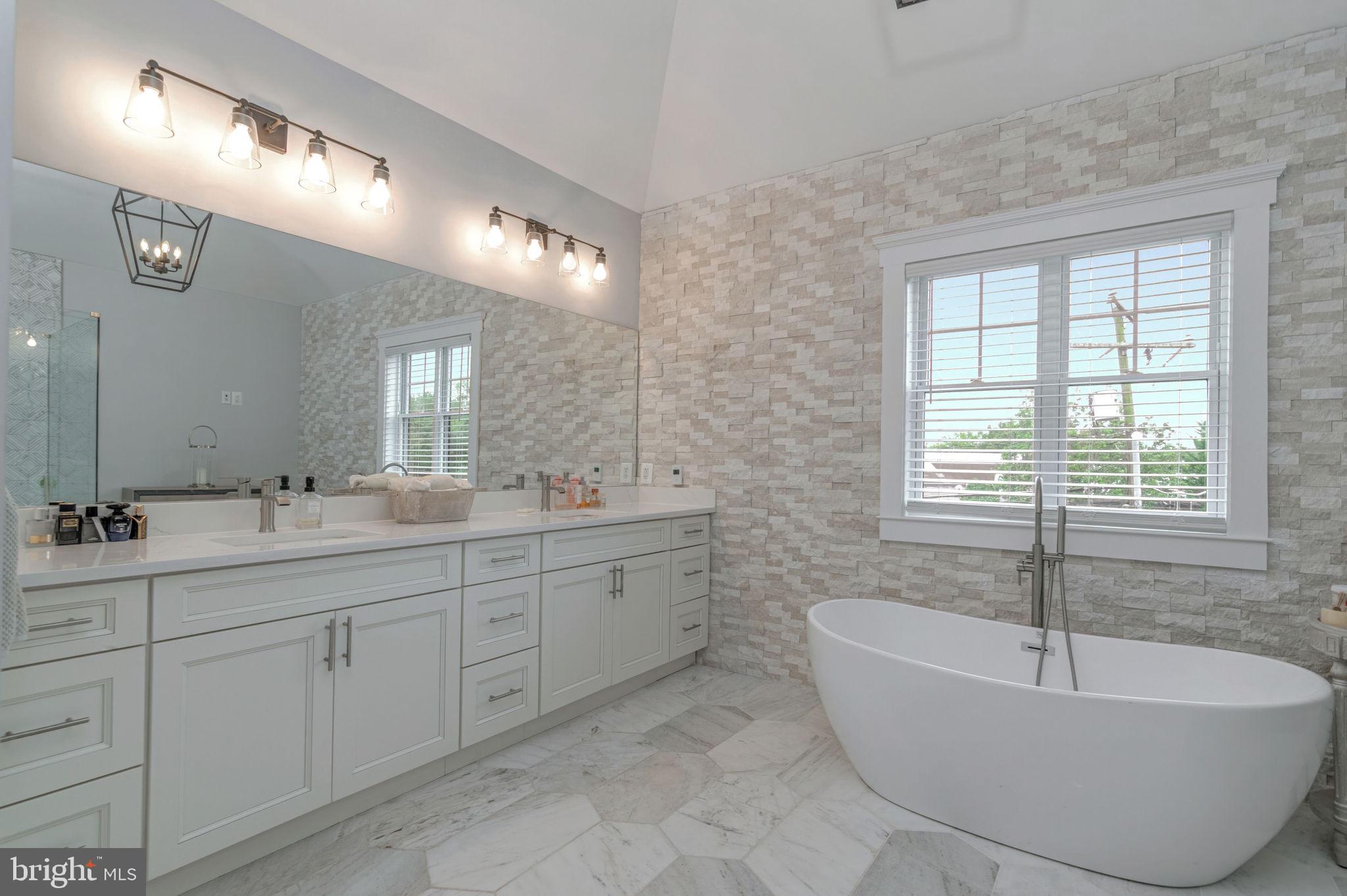 BFA MYERS - Residential