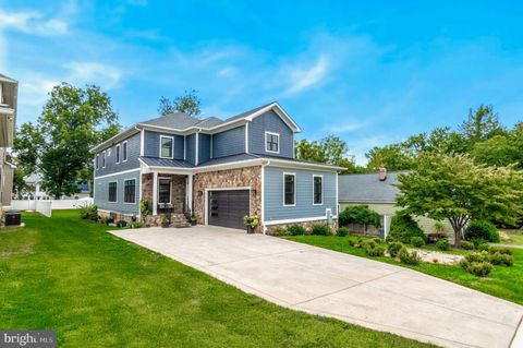 Property photo of 10708 warwick avenue, fairfax, VA 22030