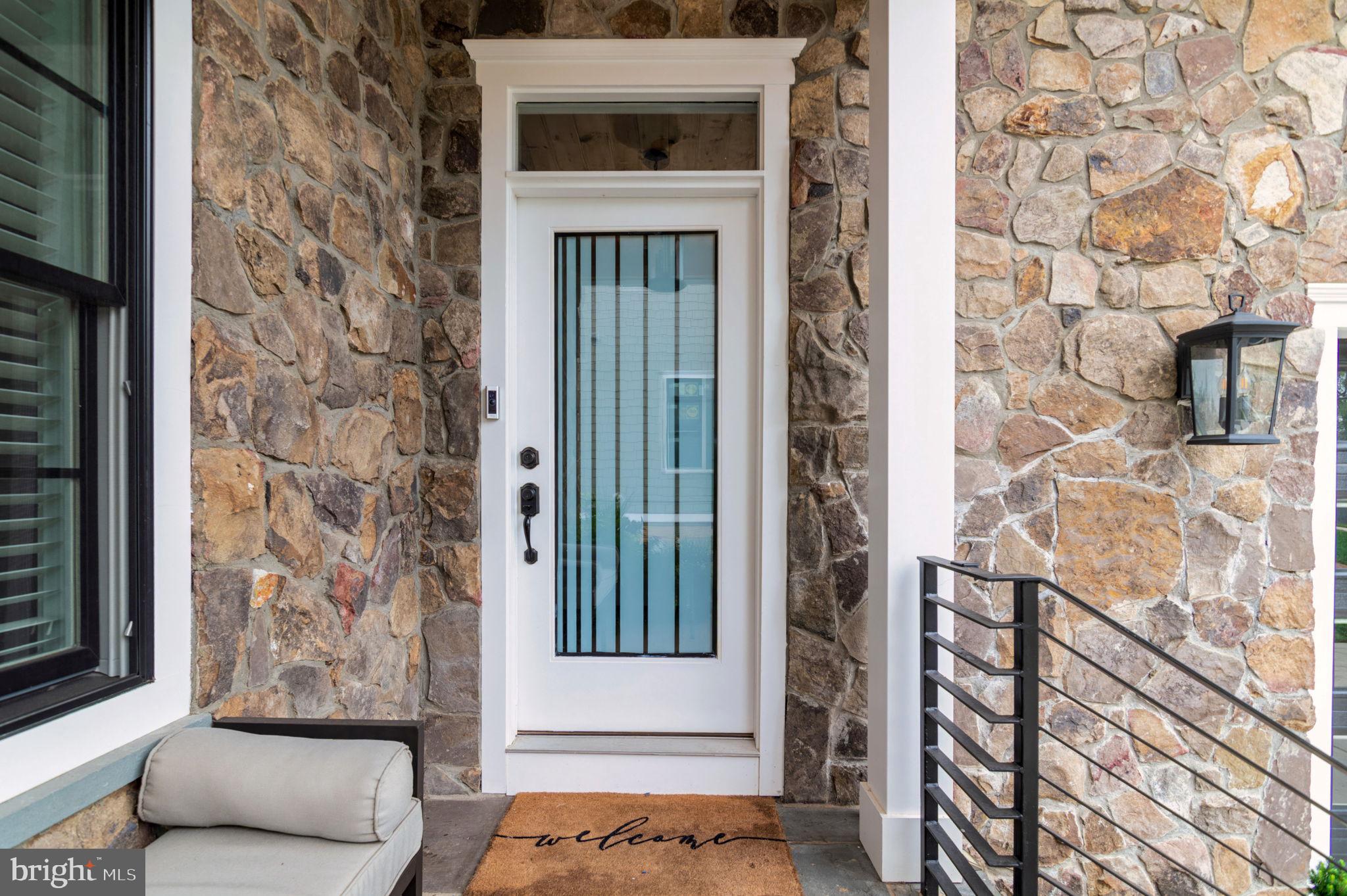 10708 WARWICK AVENUE