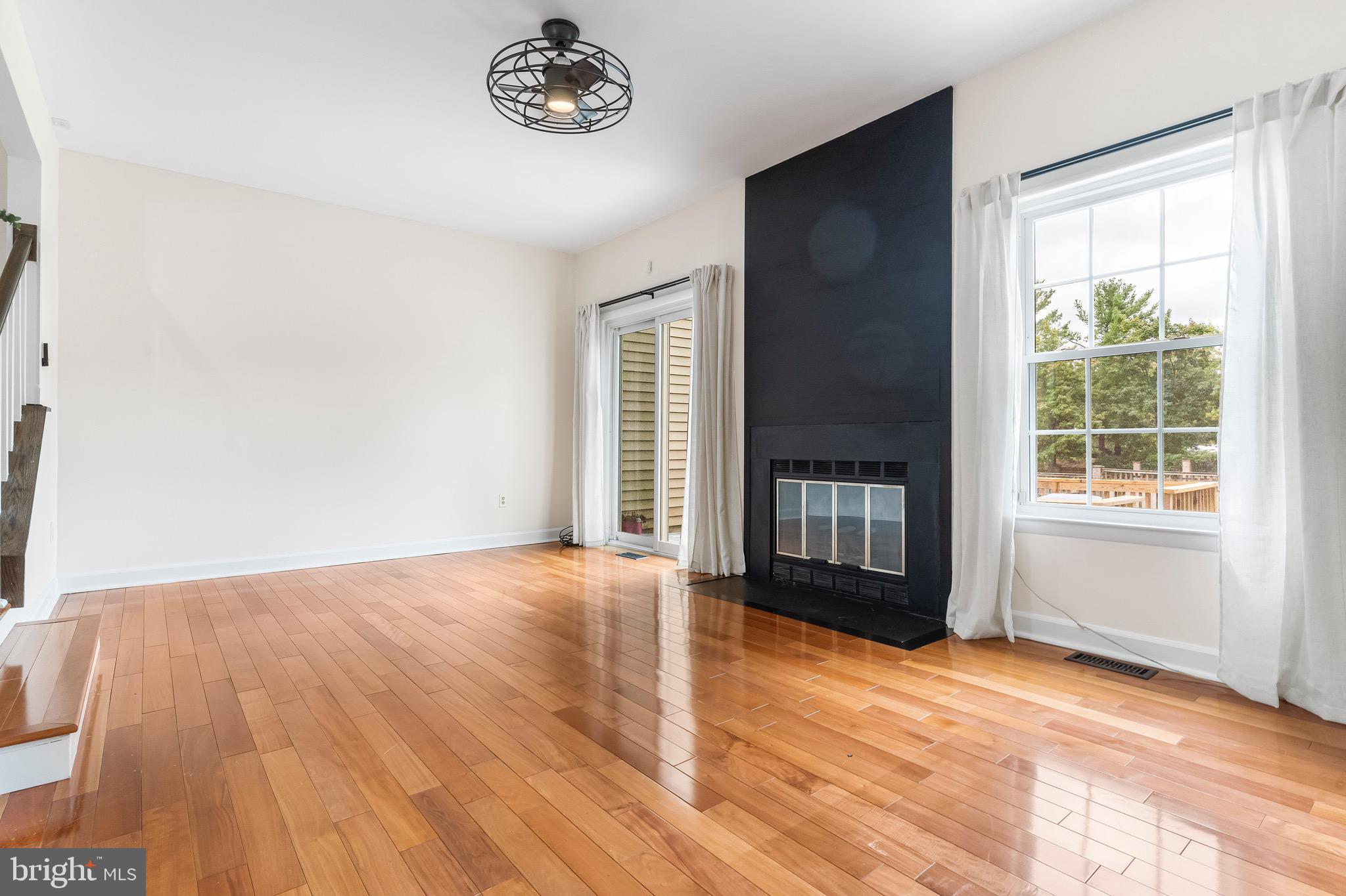 ASHFORD - Residential