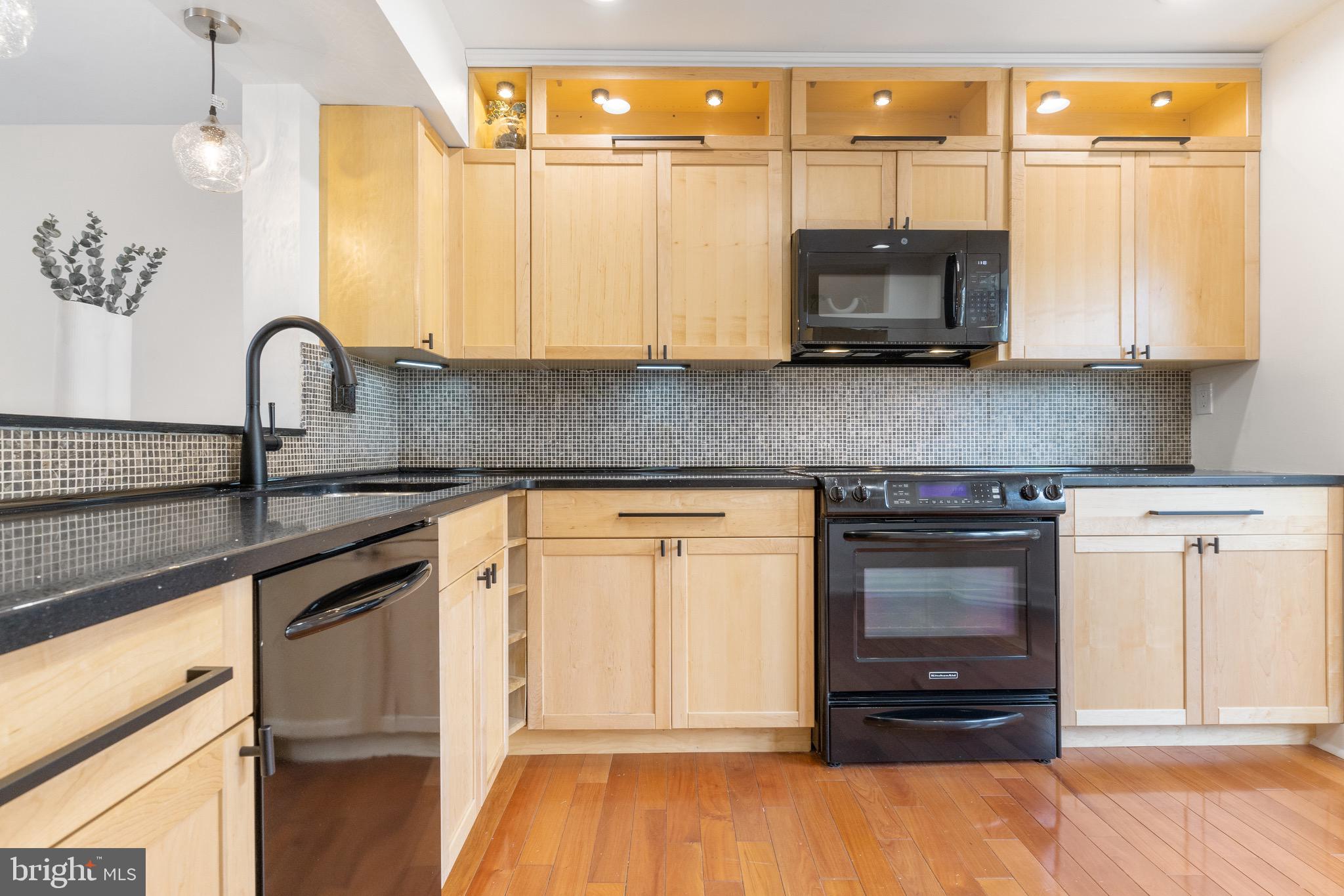 ASHFORD - Residential