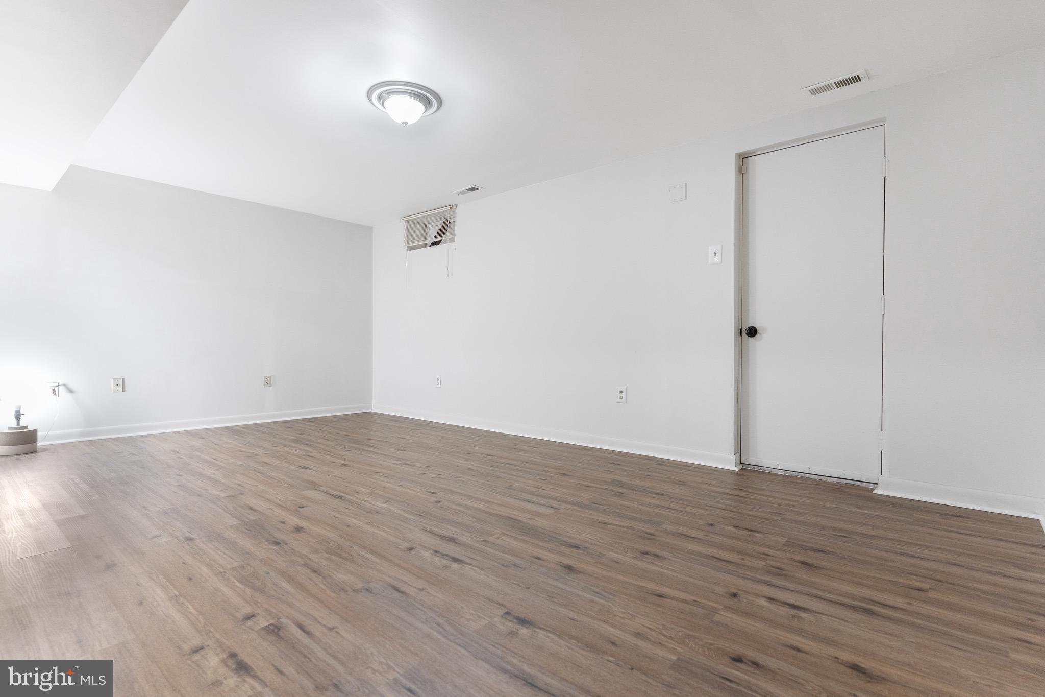 ASHFORD - Residential