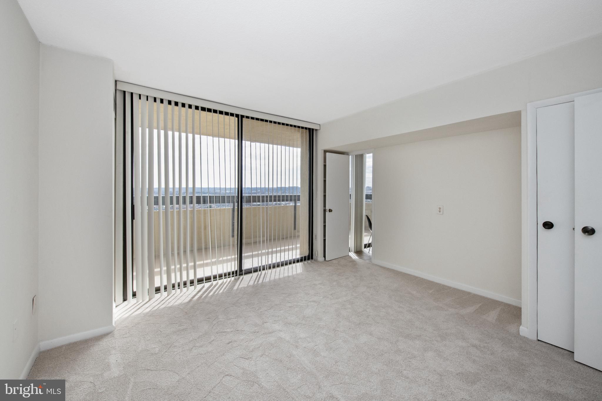 ALEXANDRIA HOUSE - Residential