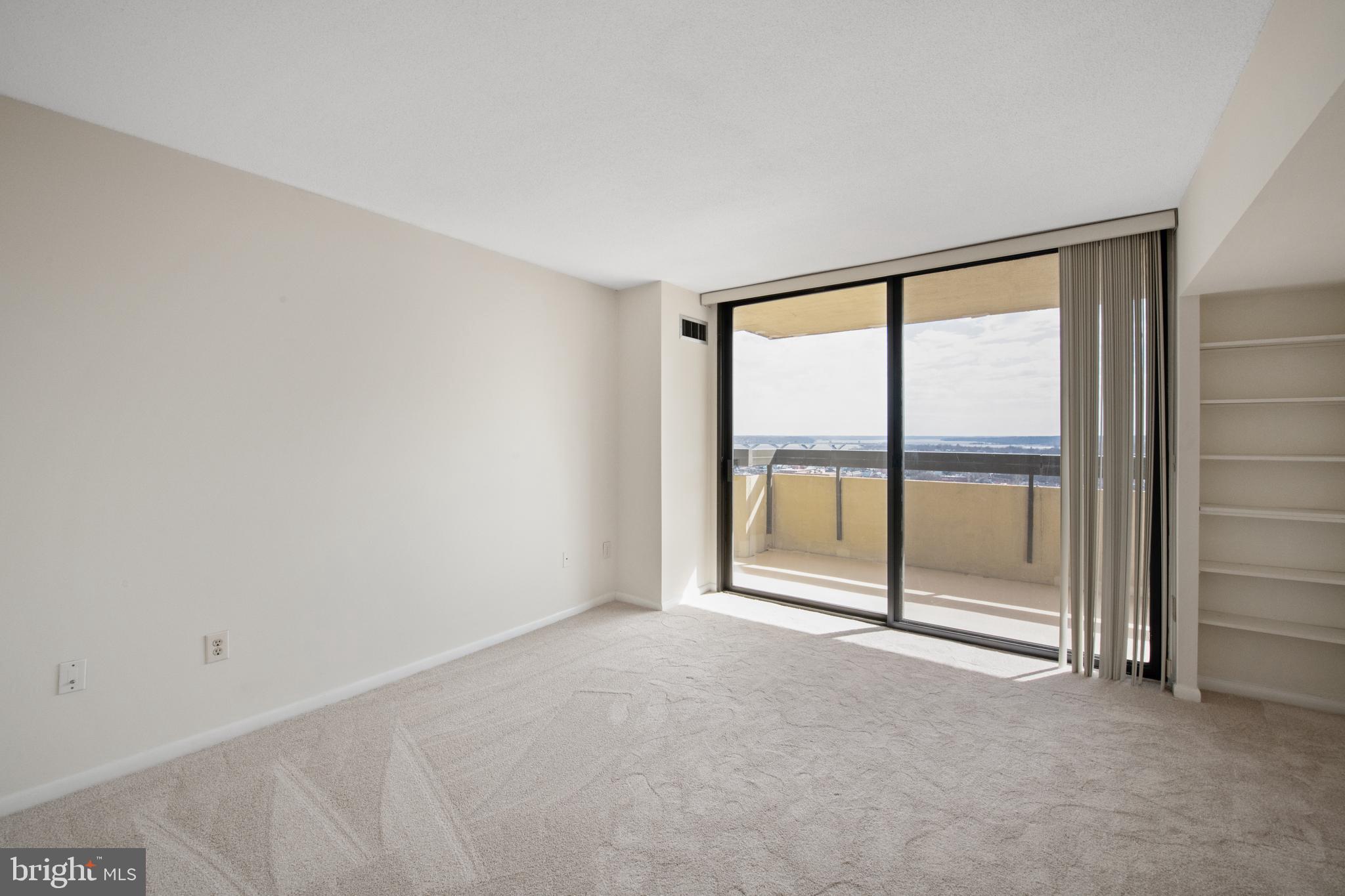 ALEXANDRIA HOUSE - Residential