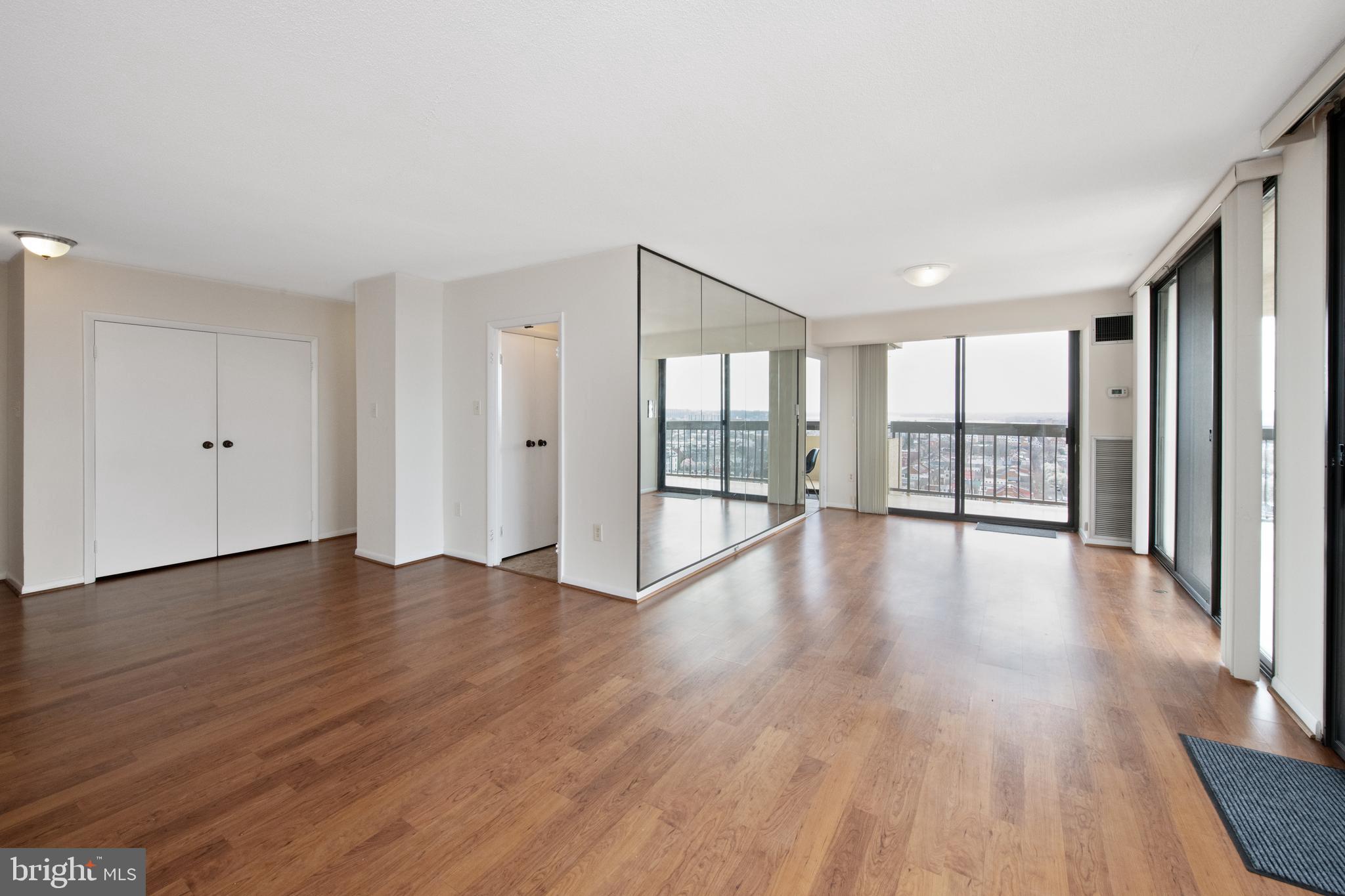 ALEXANDRIA HOUSE - Residential