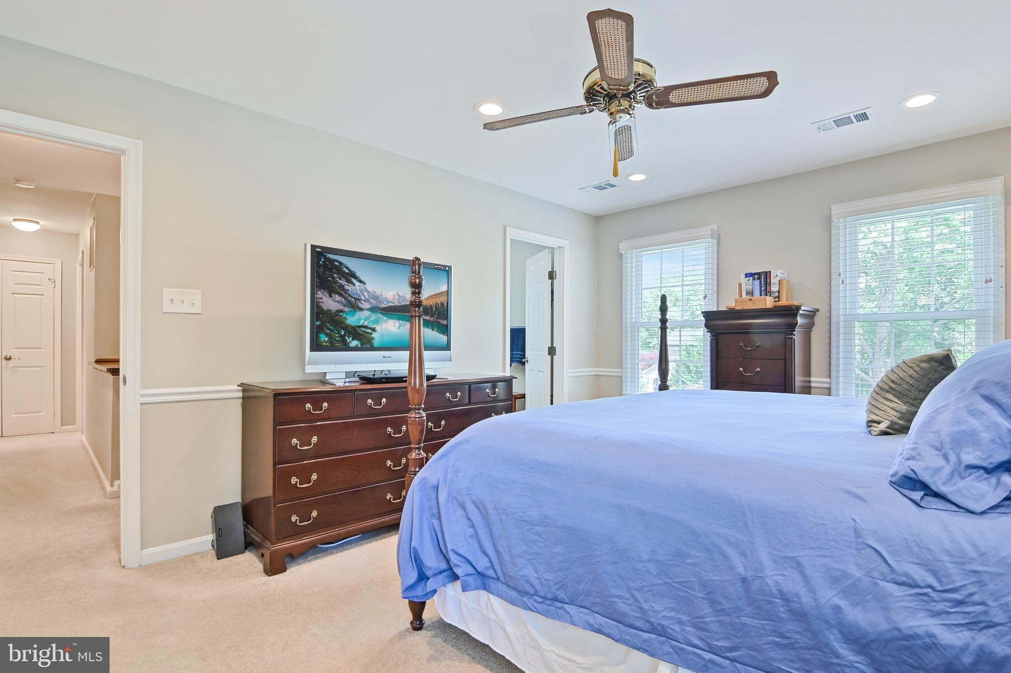 FAIRFAX STATION - Residential