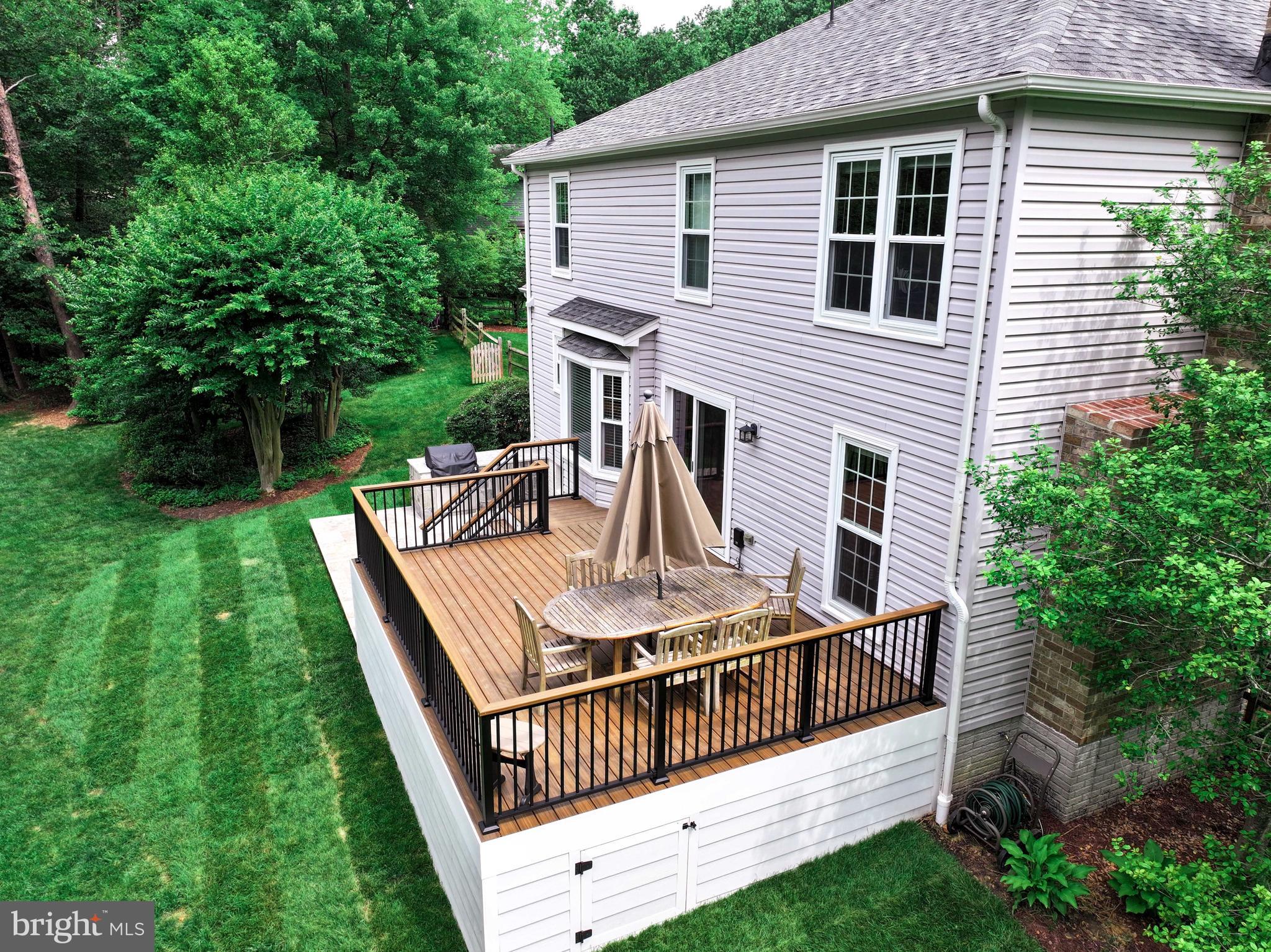 FAIRFAX STATION - Residential