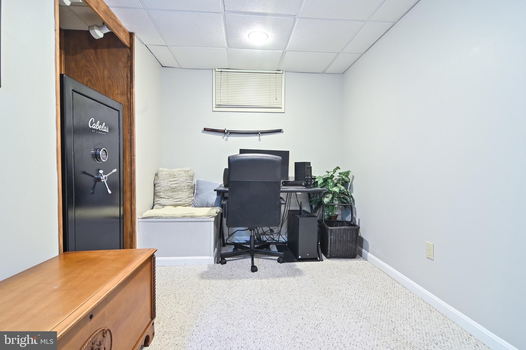 FAIRFAX STATION - Residential