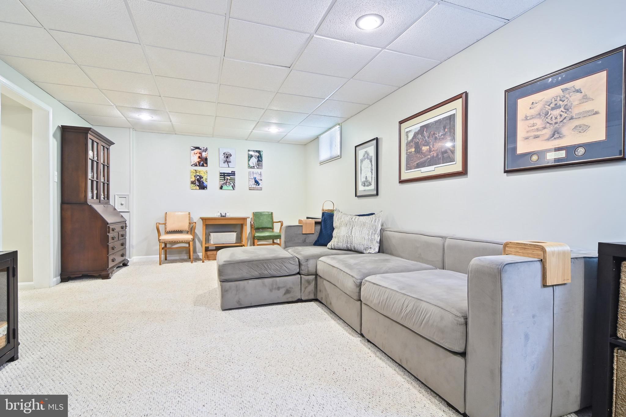 FAIRFAX STATION - Residential