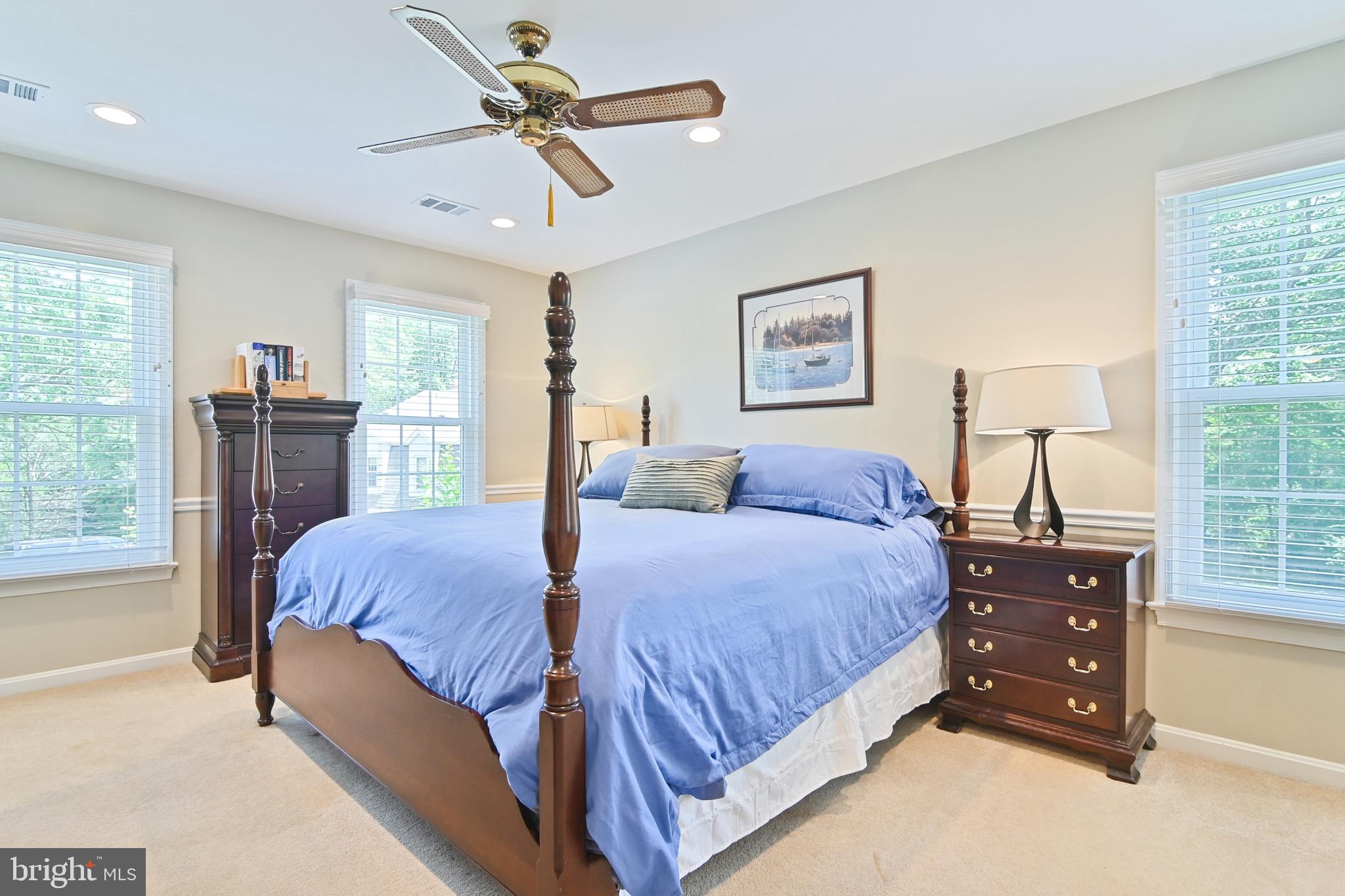 FAIRFAX STATION - Residential