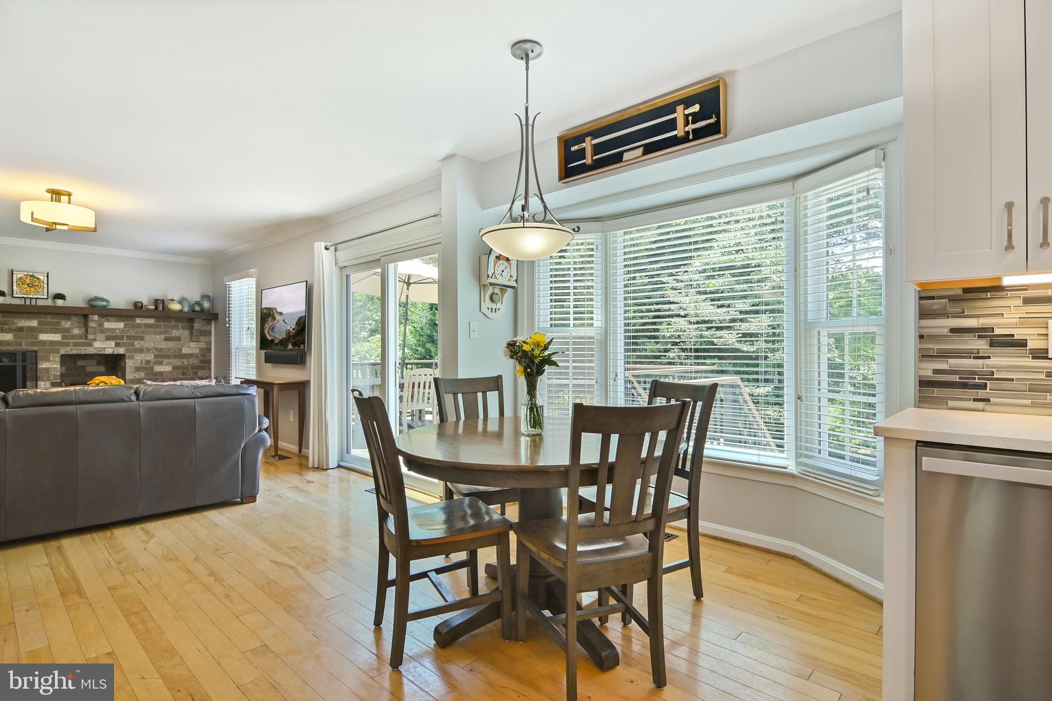 FAIRFAX STATION - Residential