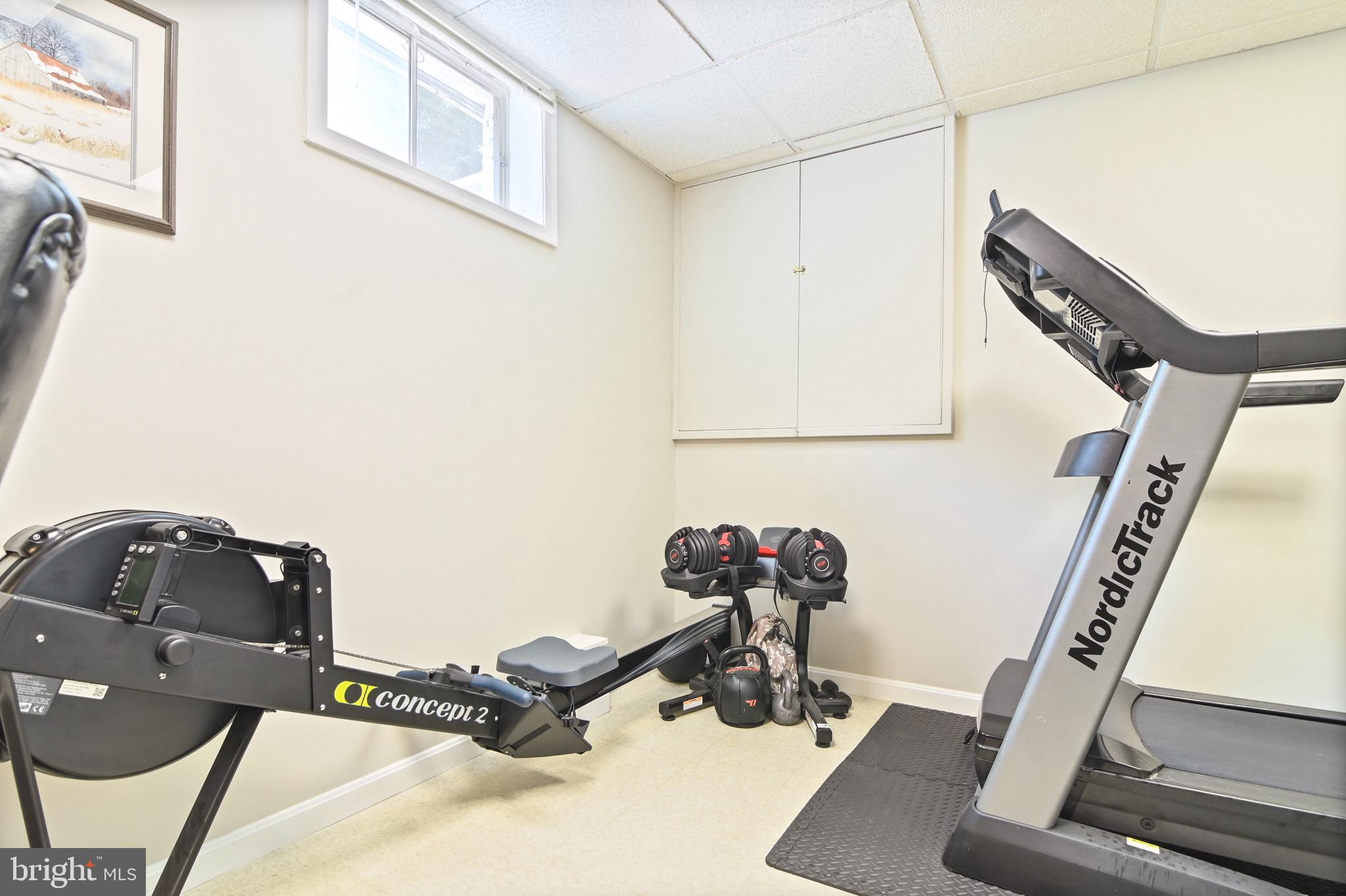 FAIRFAX STATION - Residential