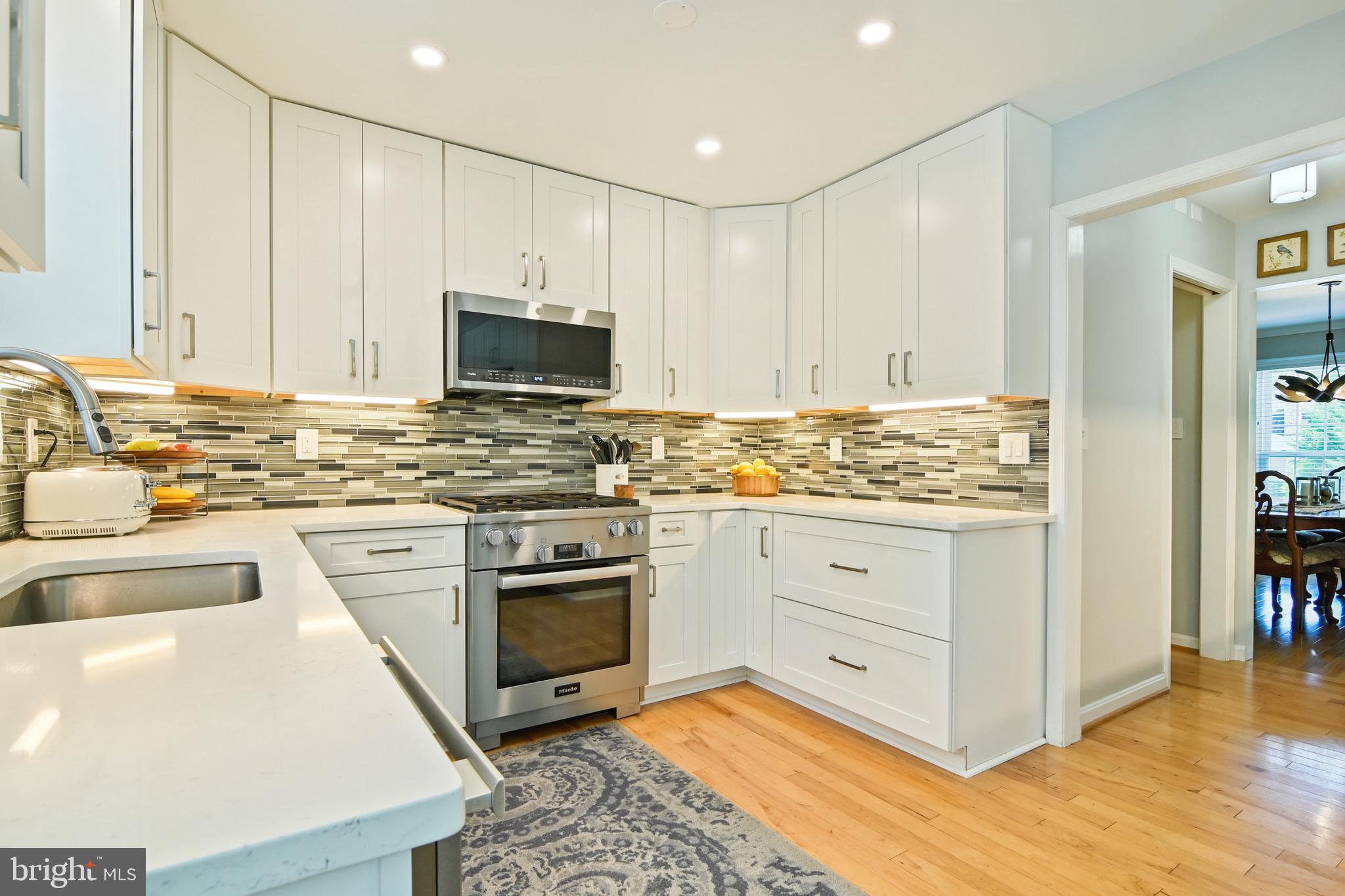 FAIRFAX STATION - Residential