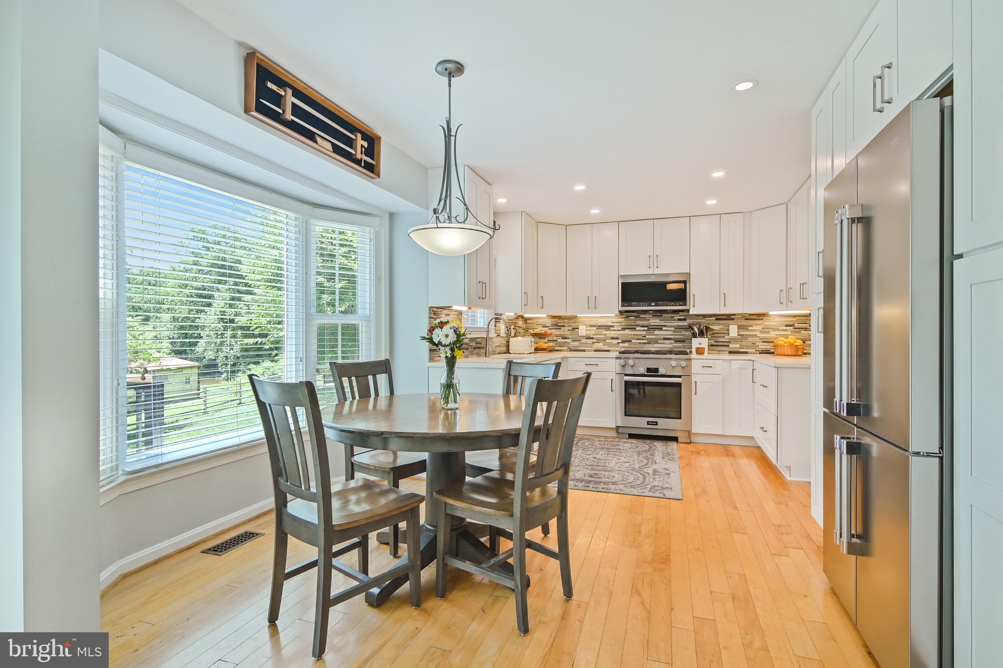 FAIRFAX STATION - Residential