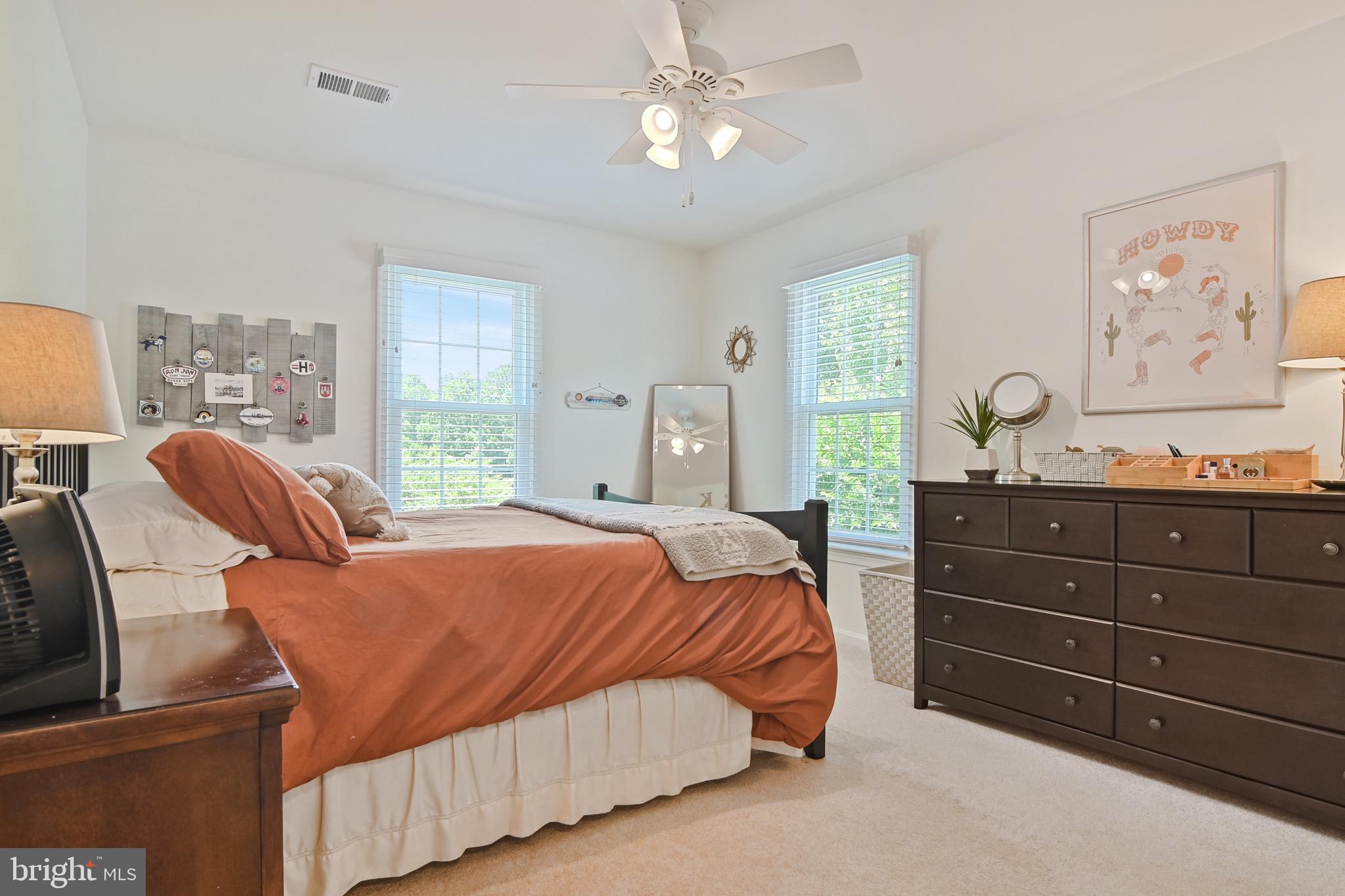 FAIRFAX STATION - Residential