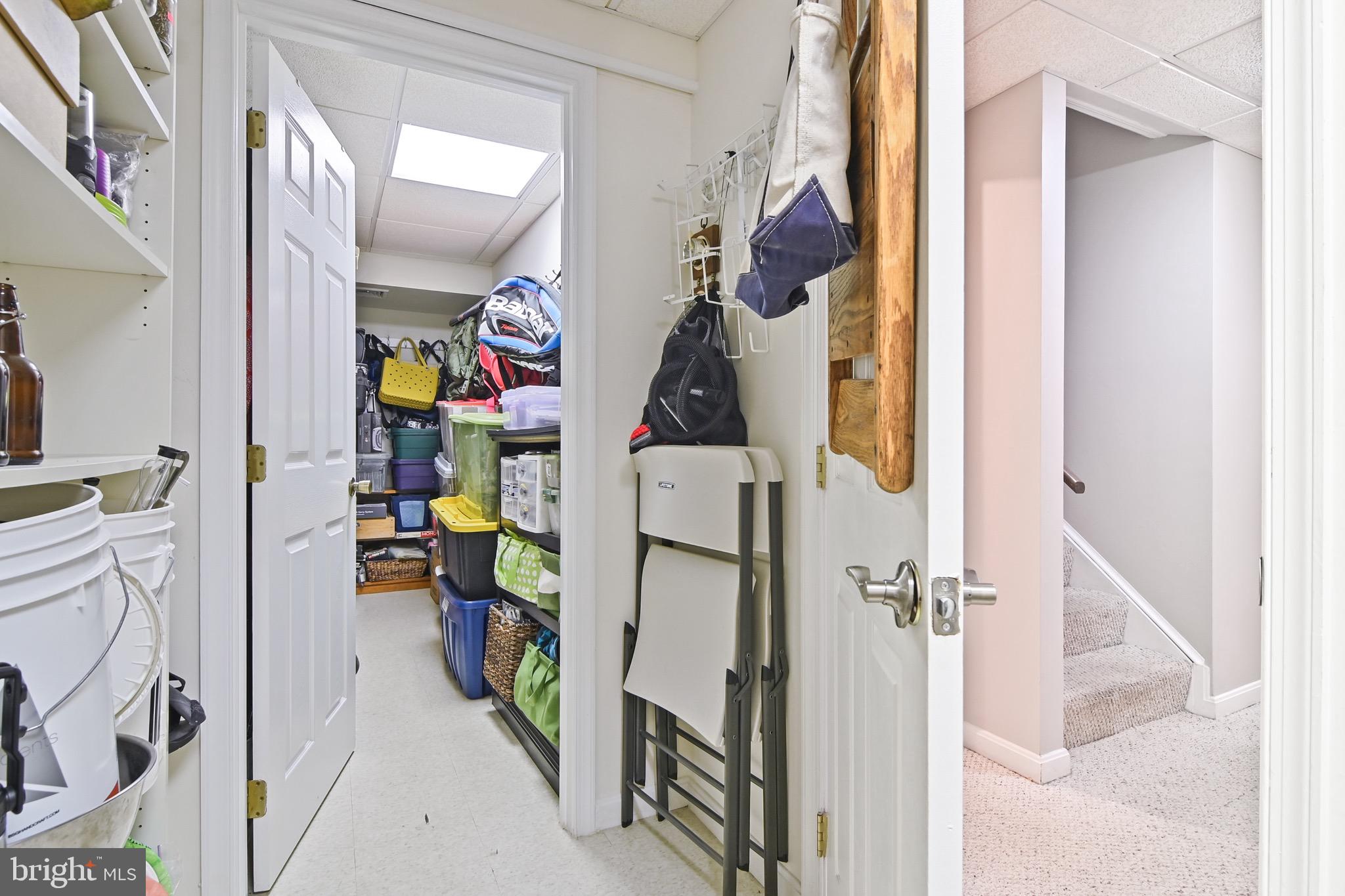 FAIRFAX STATION - Residential