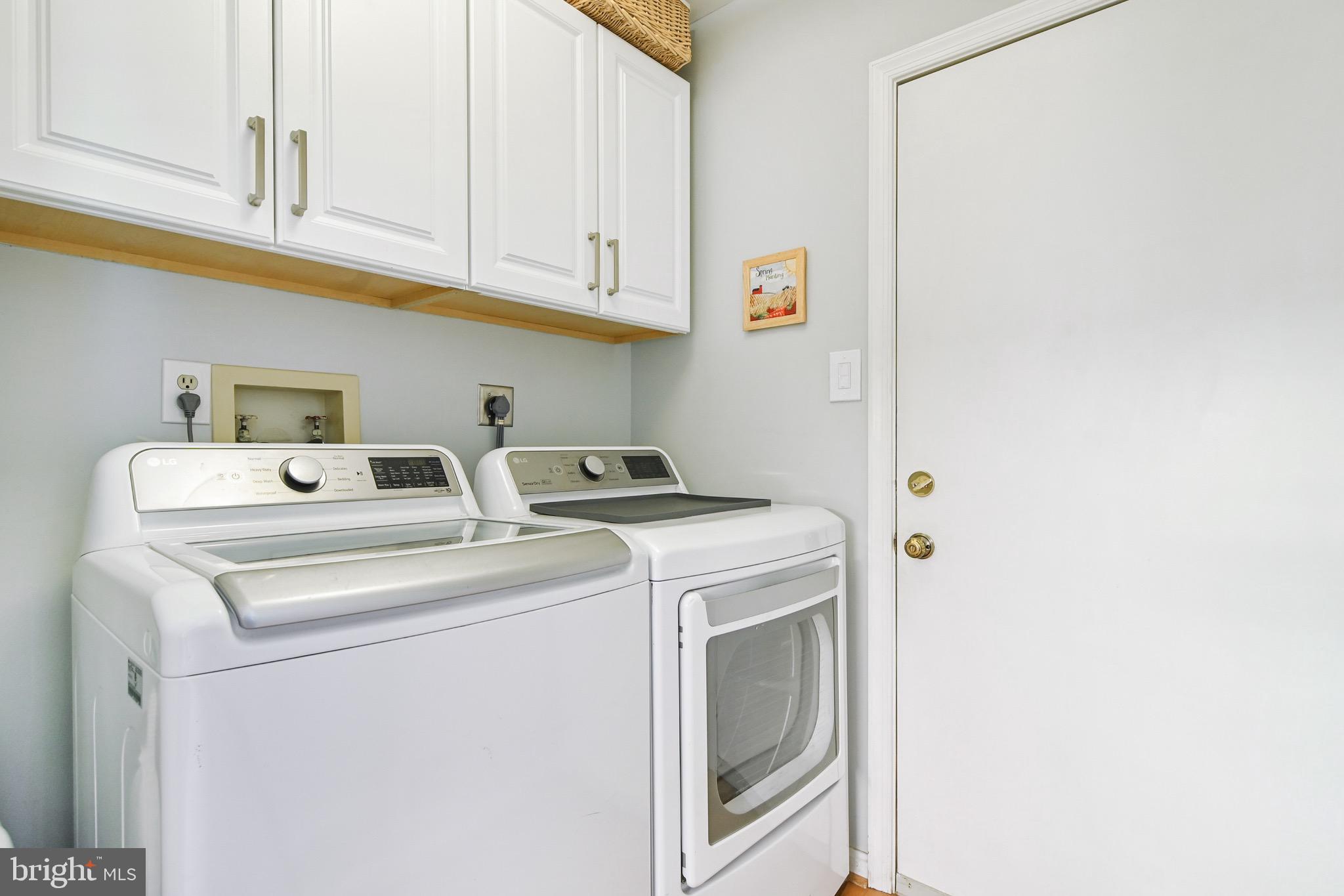 FAIRFAX STATION - Residential