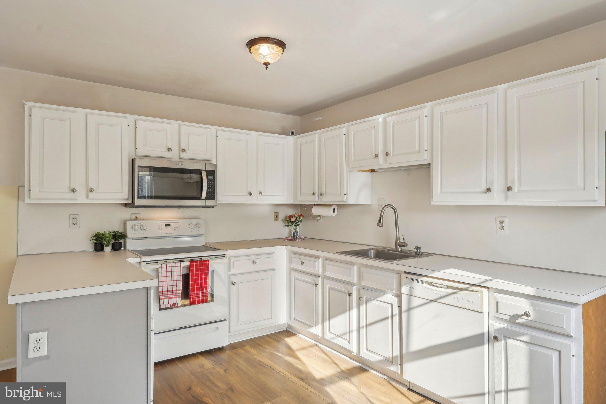 FOX RIDGE - Residential