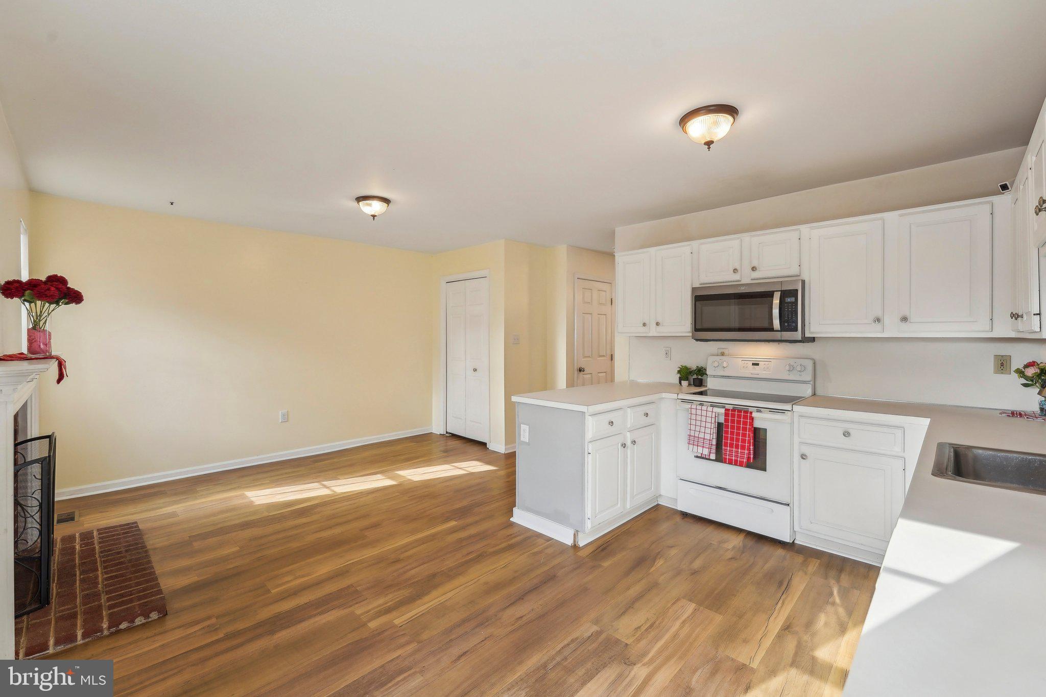 FOX RIDGE - Residential