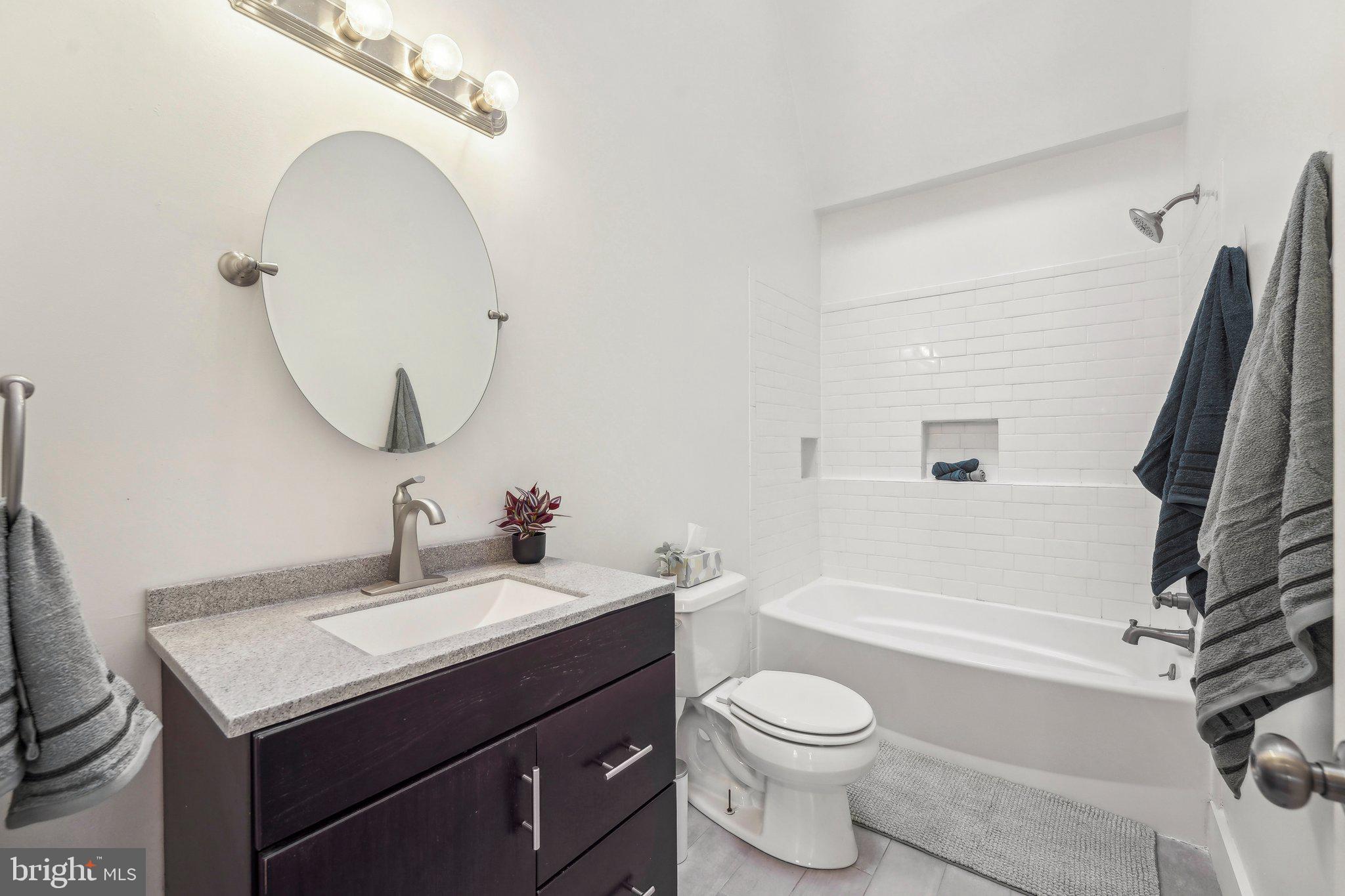 FOX RIDGE - Residential