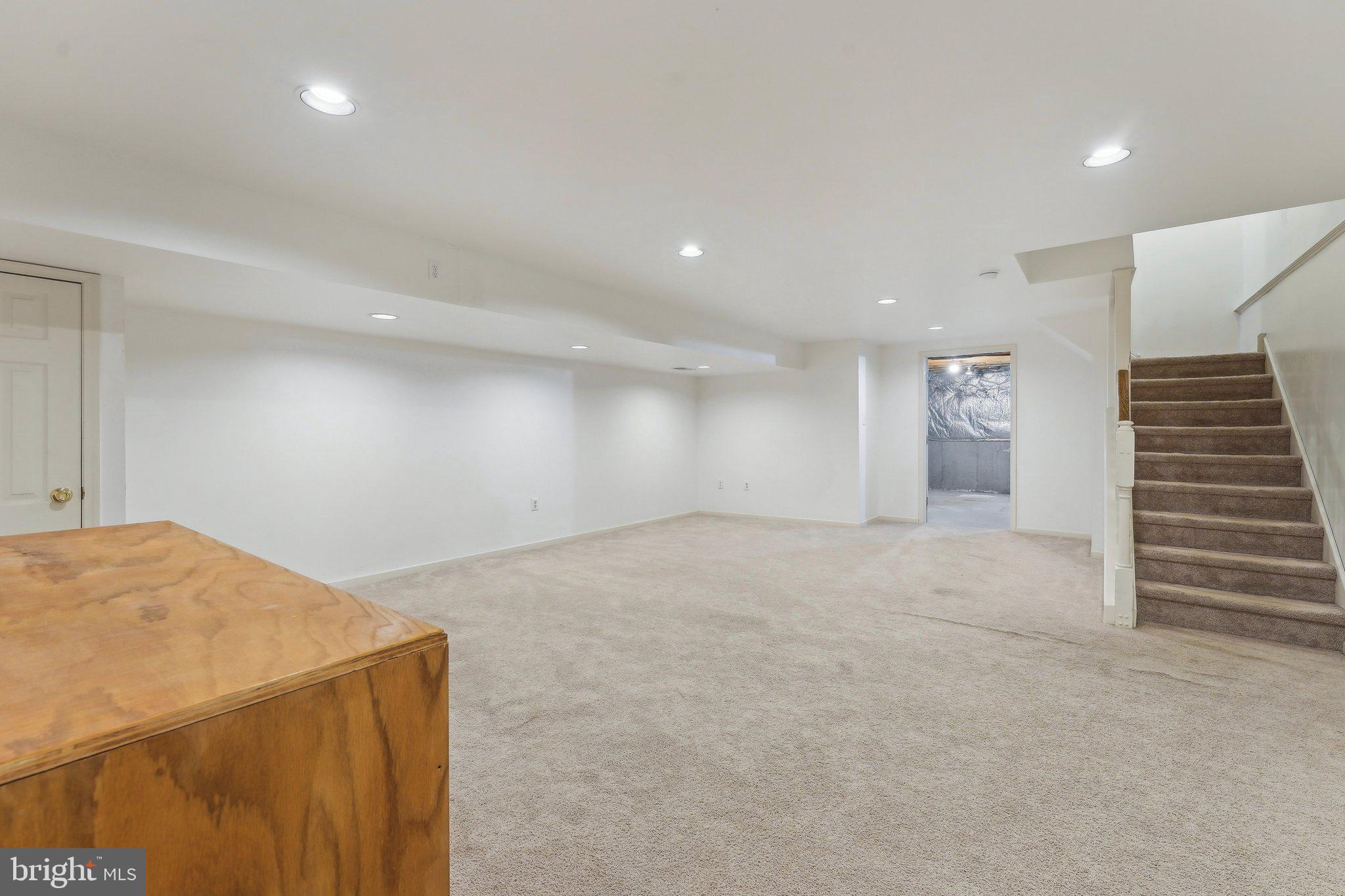 FOX RIDGE - Residential