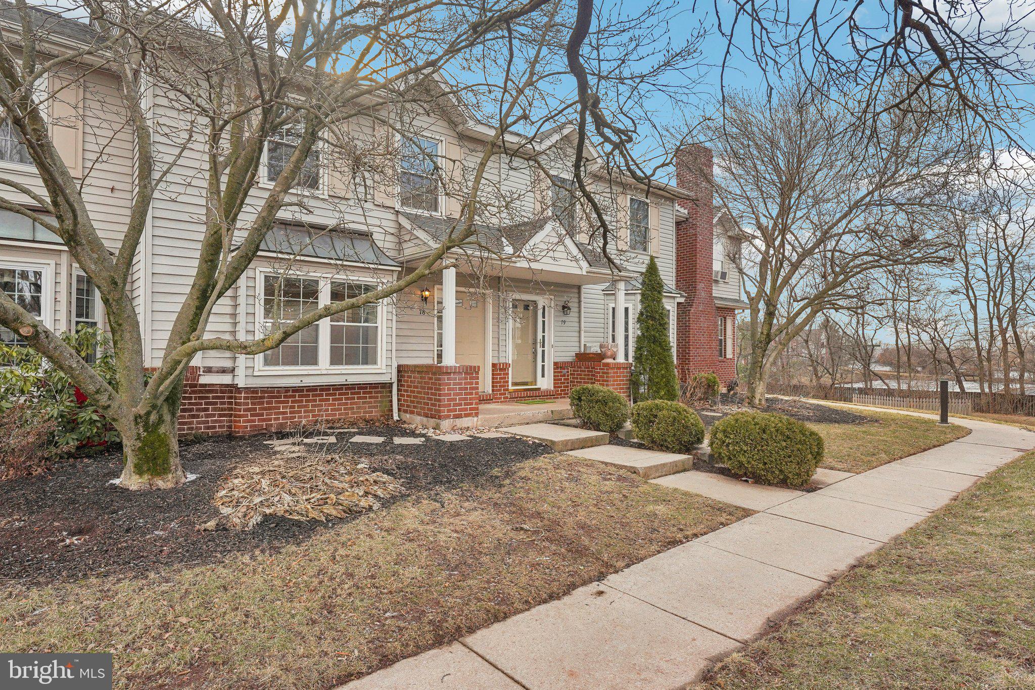 FOX RIDGE - Residential