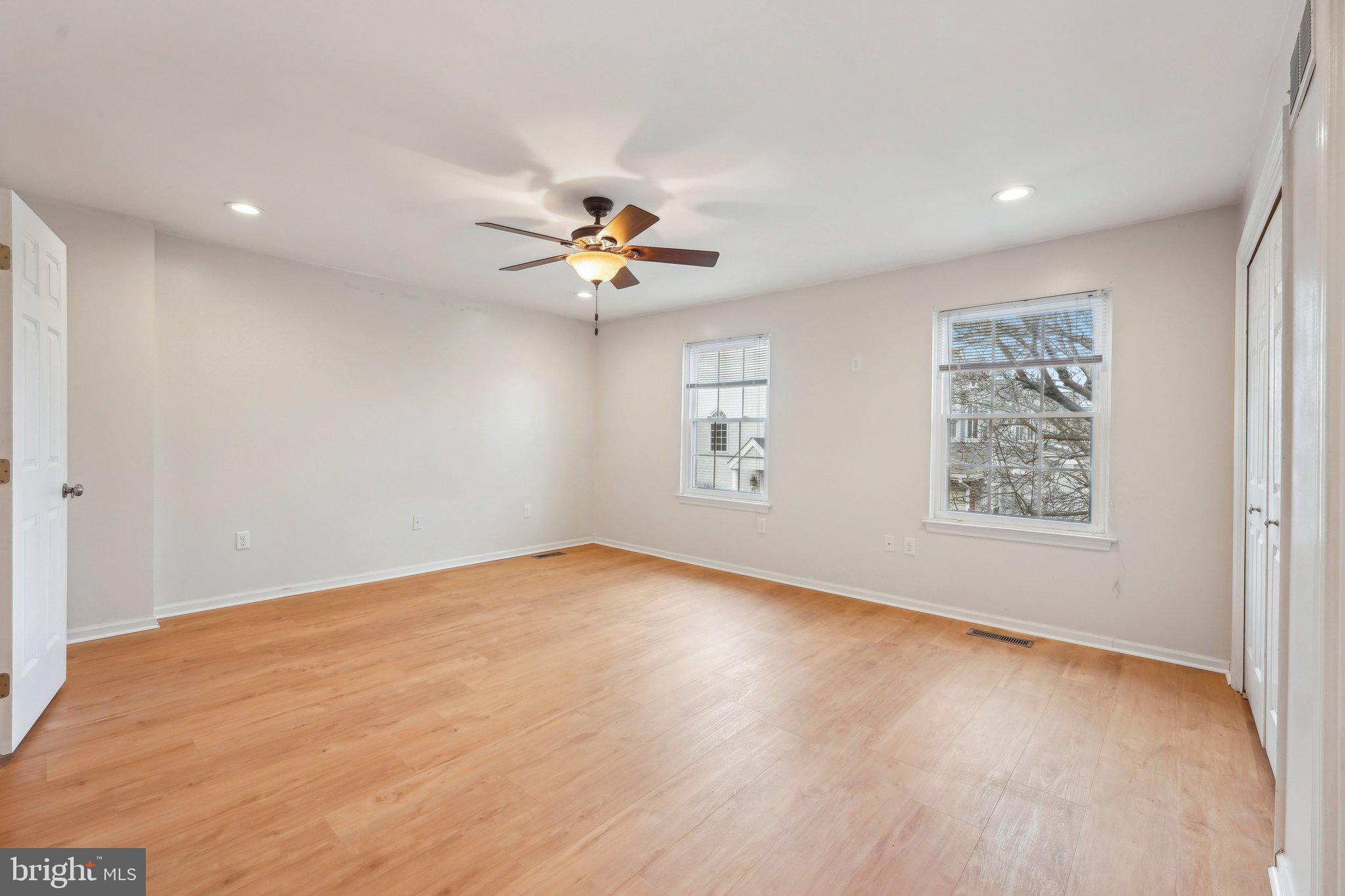 FOX RIDGE - Residential