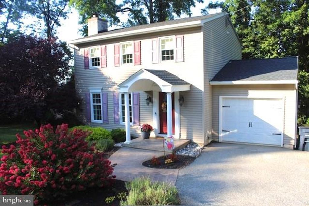 Photo of 5331 Strasburg Road, KINZERS, PA 17535 (MLS # PALA2078628)