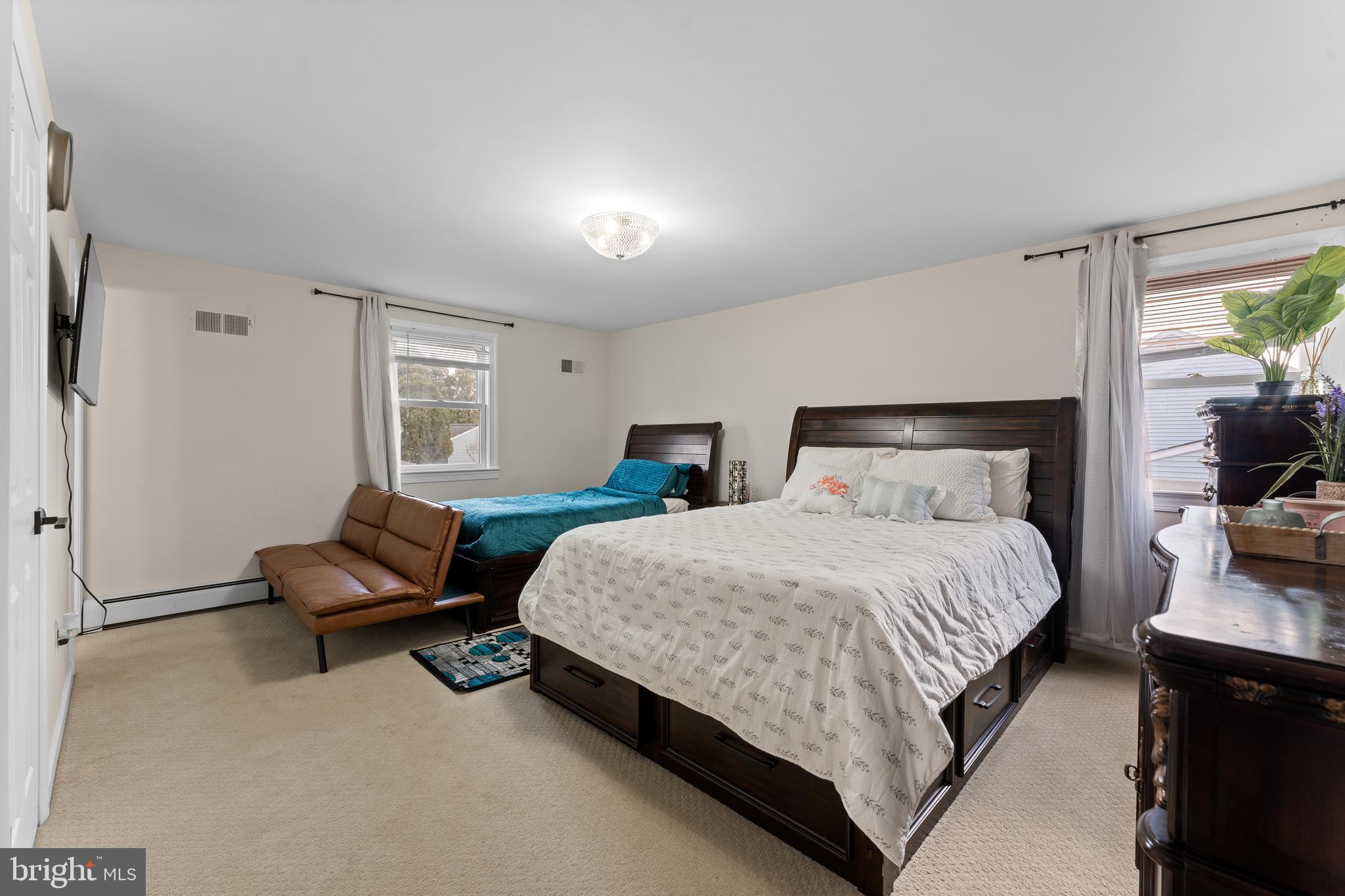 NORRITON WOODS - Residential