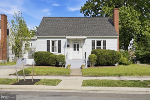 Homes For Sale - 528 Battle Avenue<br/> WINCHESTER, VA 22601