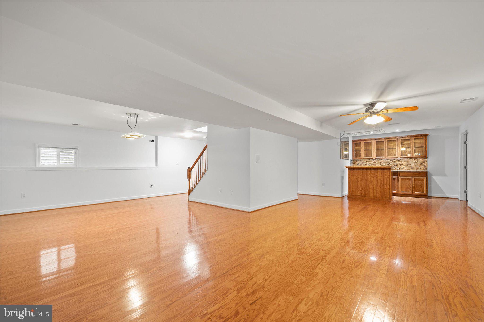 ROCKPOINTE - Residential