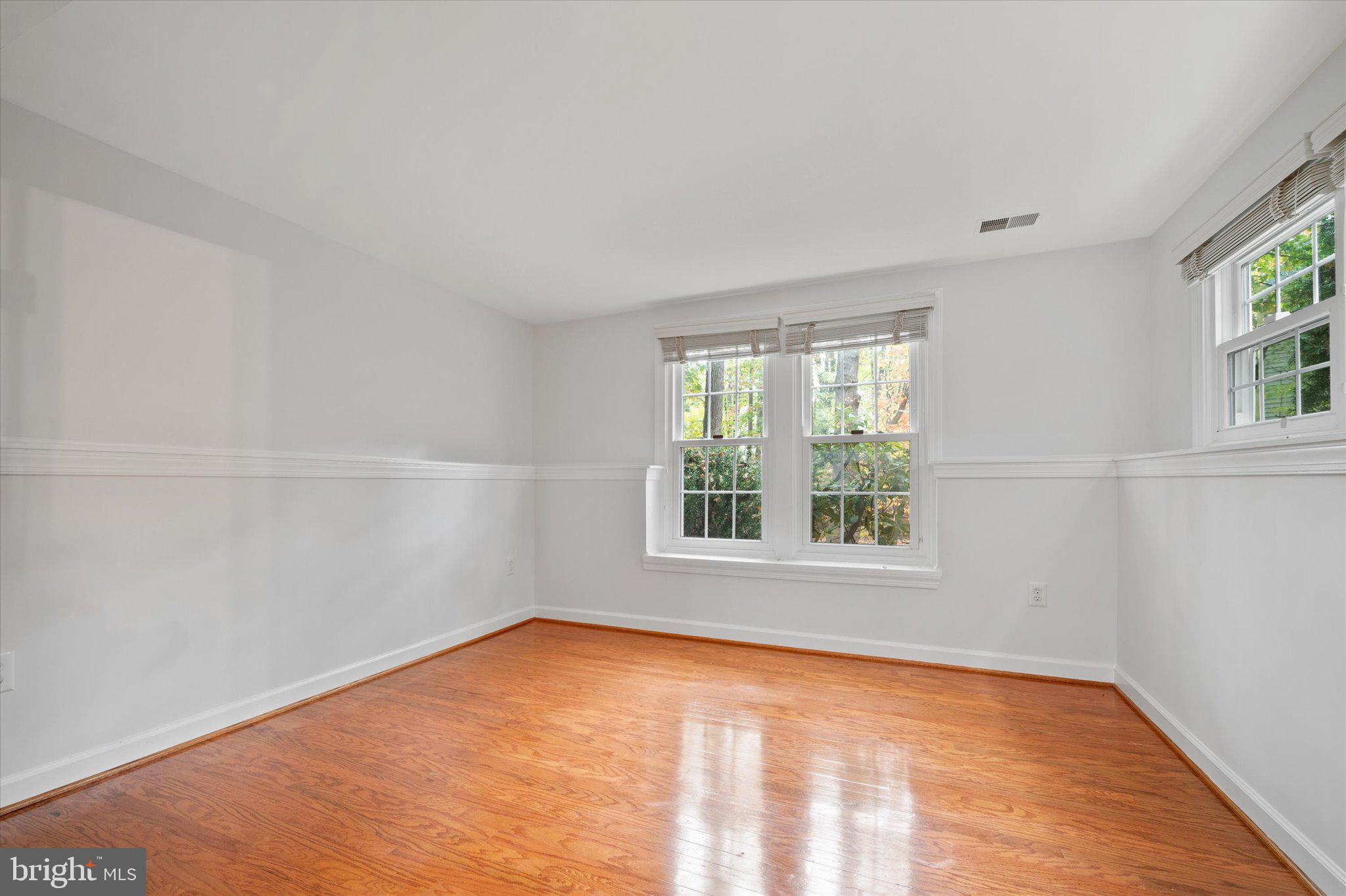 ROCKPOINTE - Residential