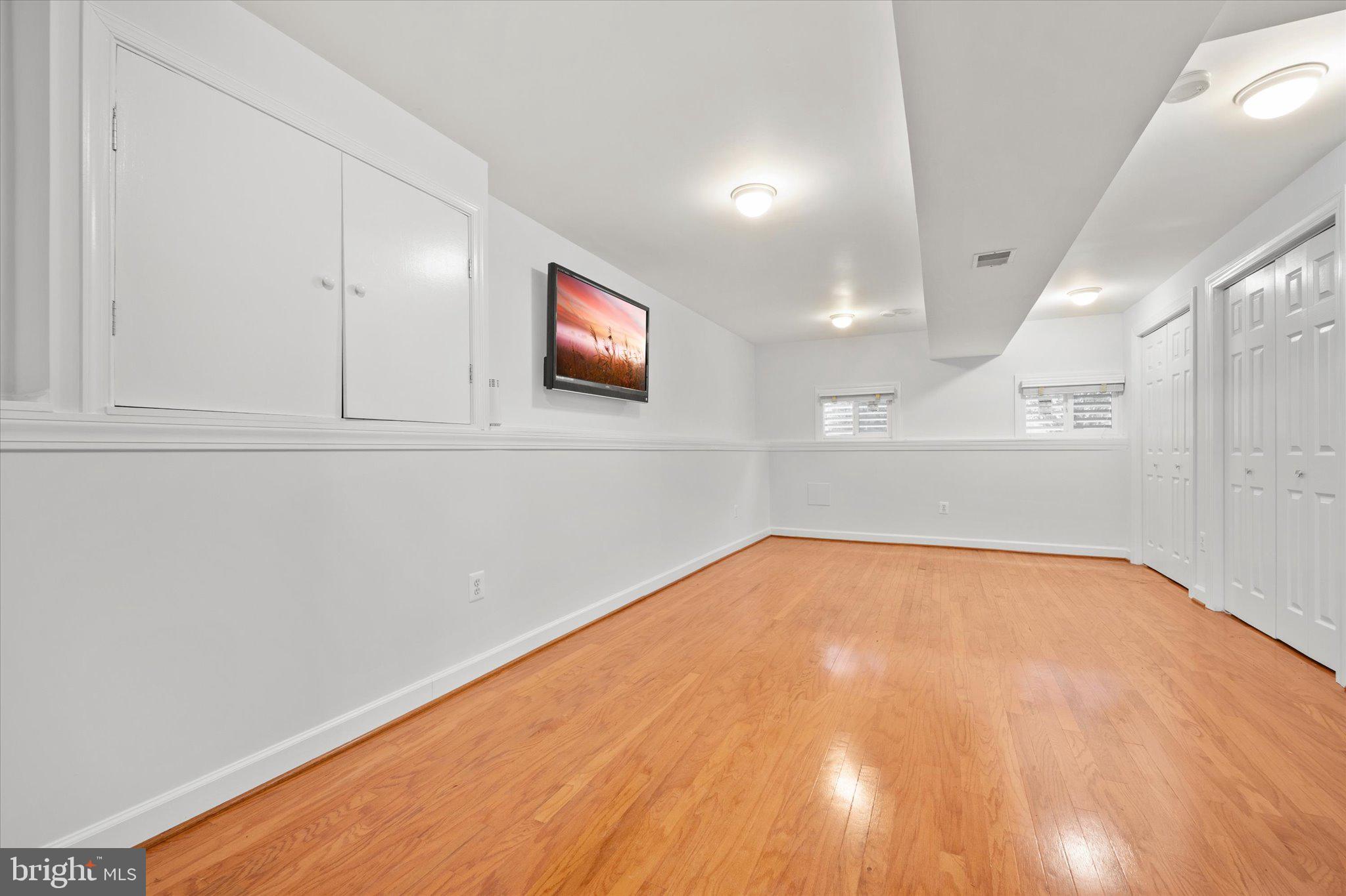 ROCKPOINTE - Residential